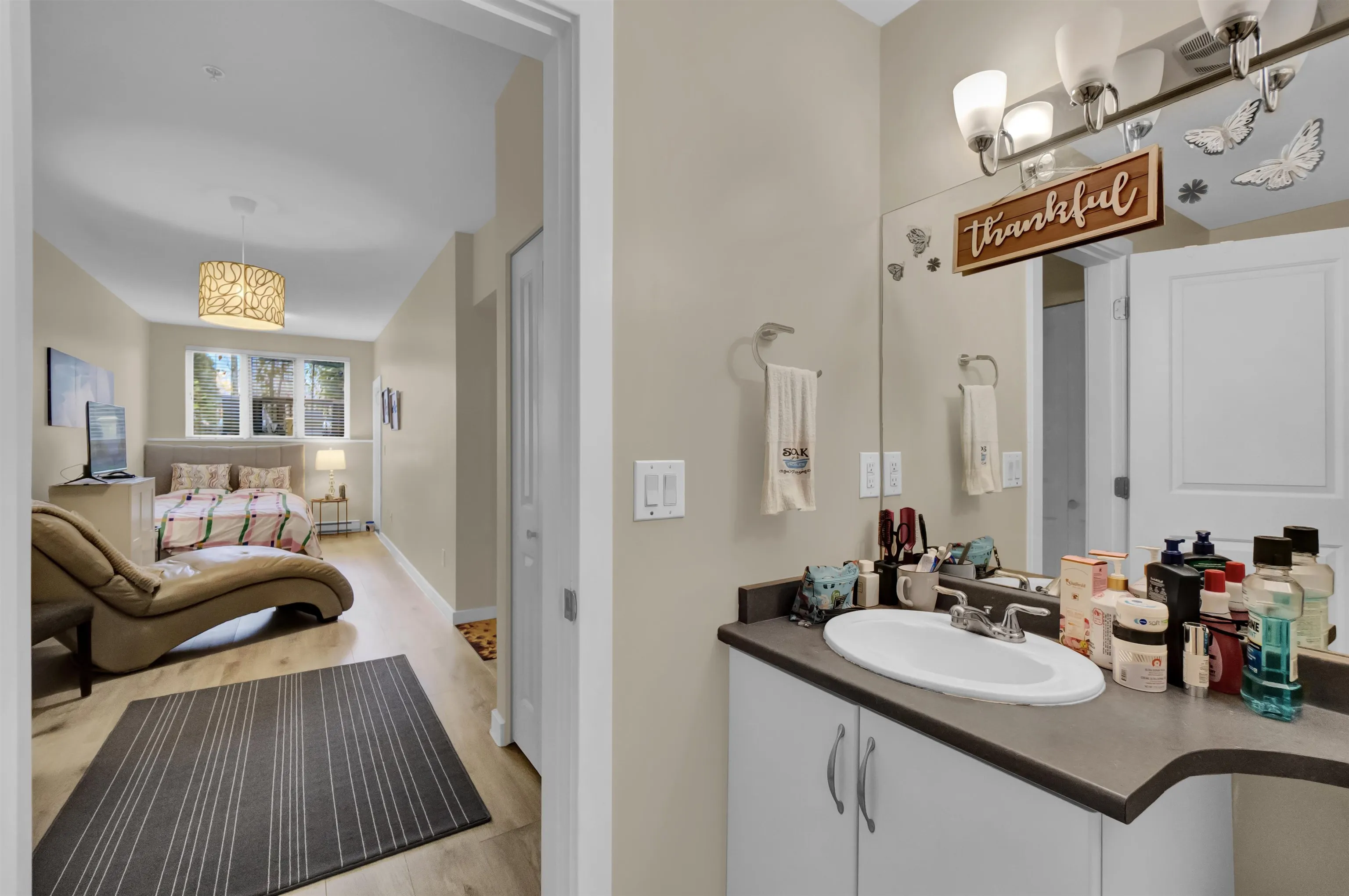 160 Shoreline Circle #111