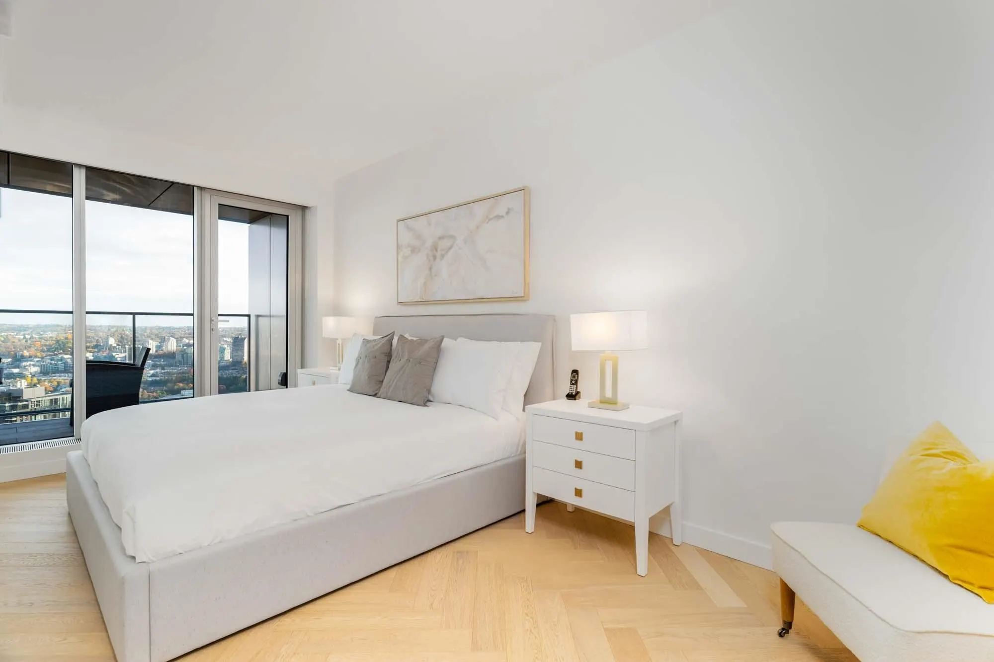 1480 Howe Street #4906