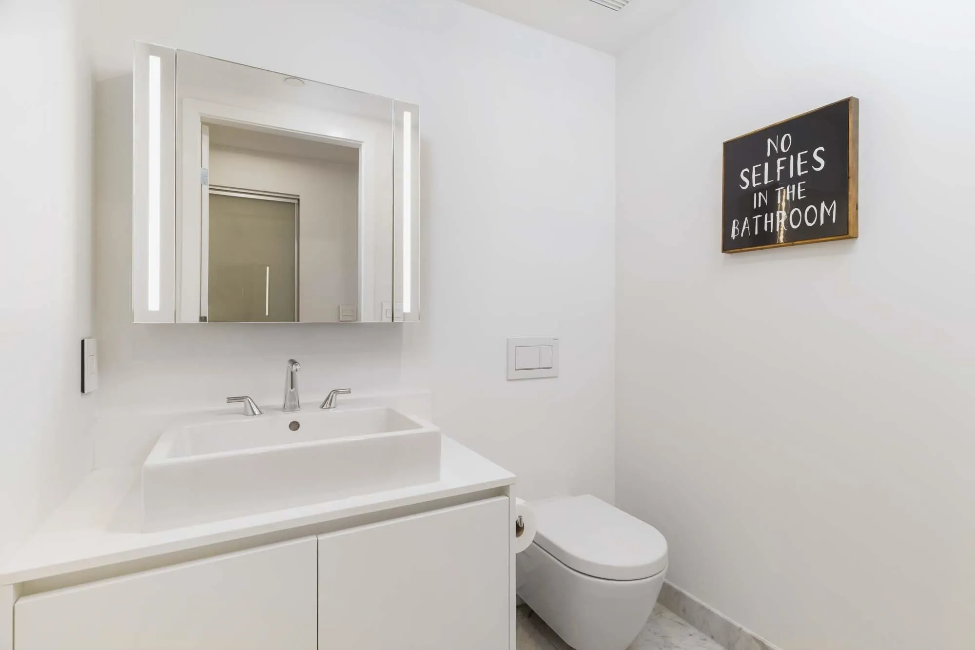 1480 Howe Street #4906