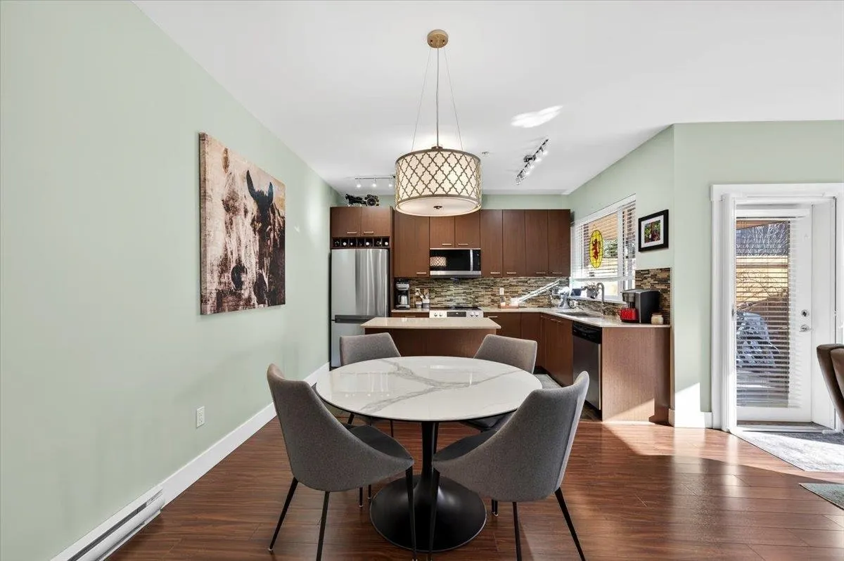 2473 Atkins Avenue #102