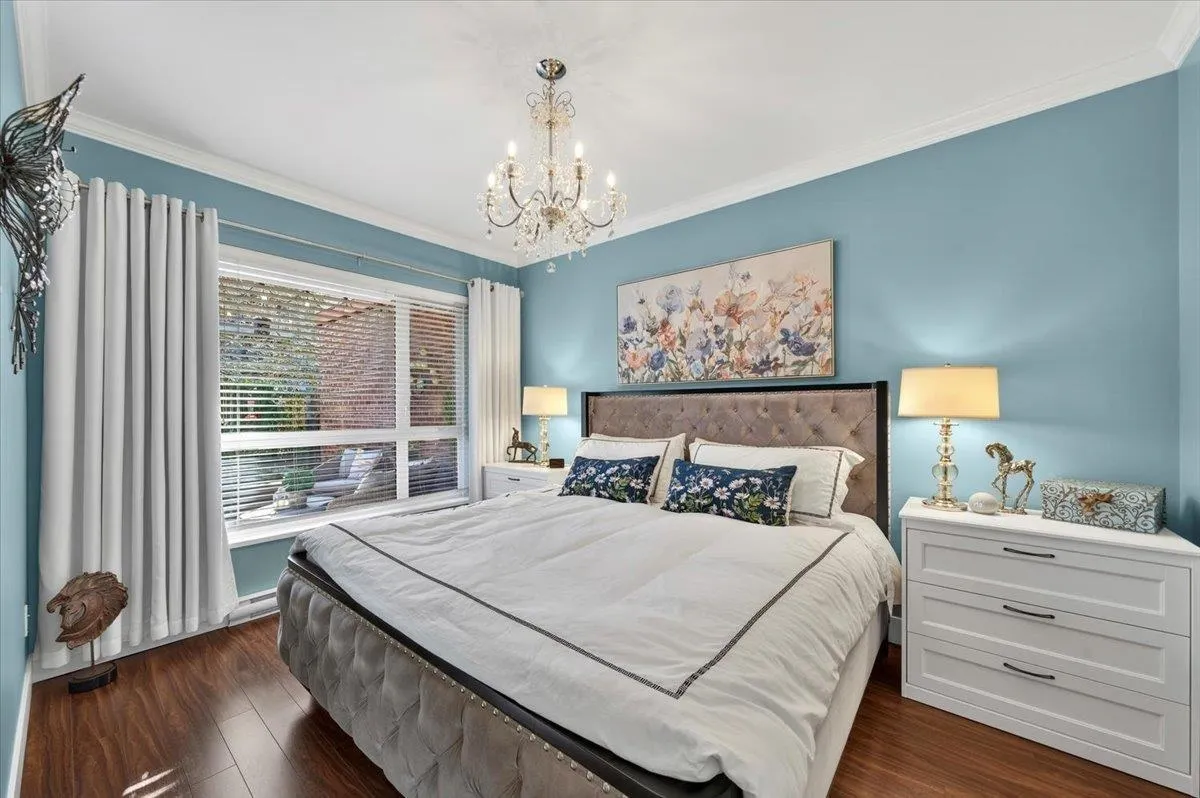 2473 Atkins Avenue #102
