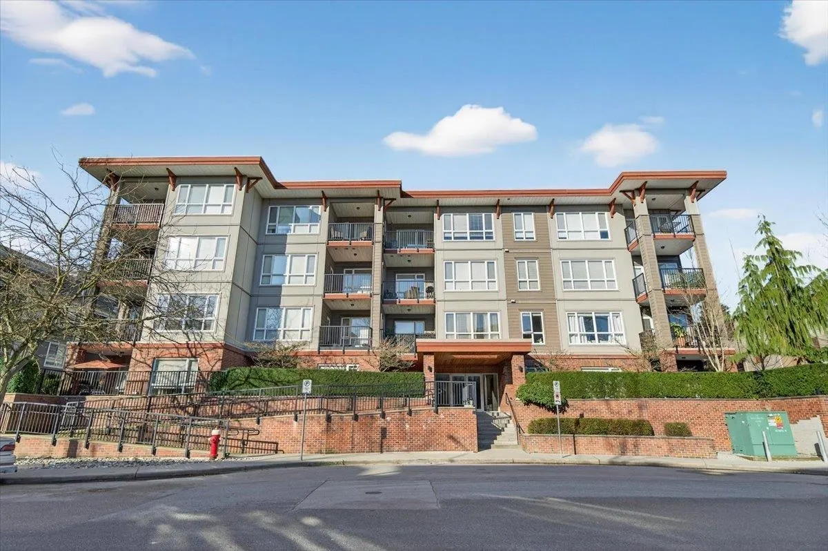 2473 Atkins Avenue #102