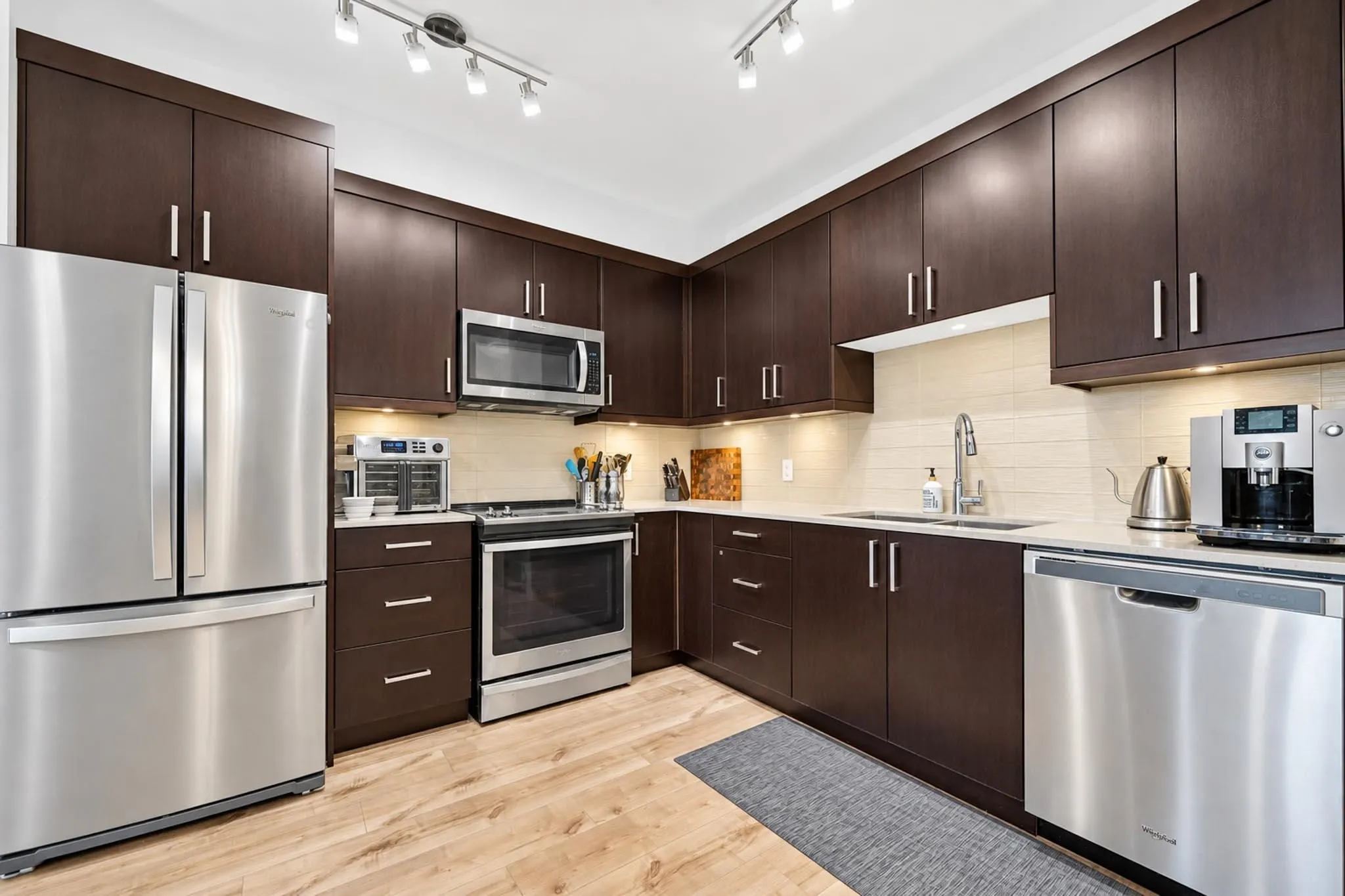 9015 120 Street #517