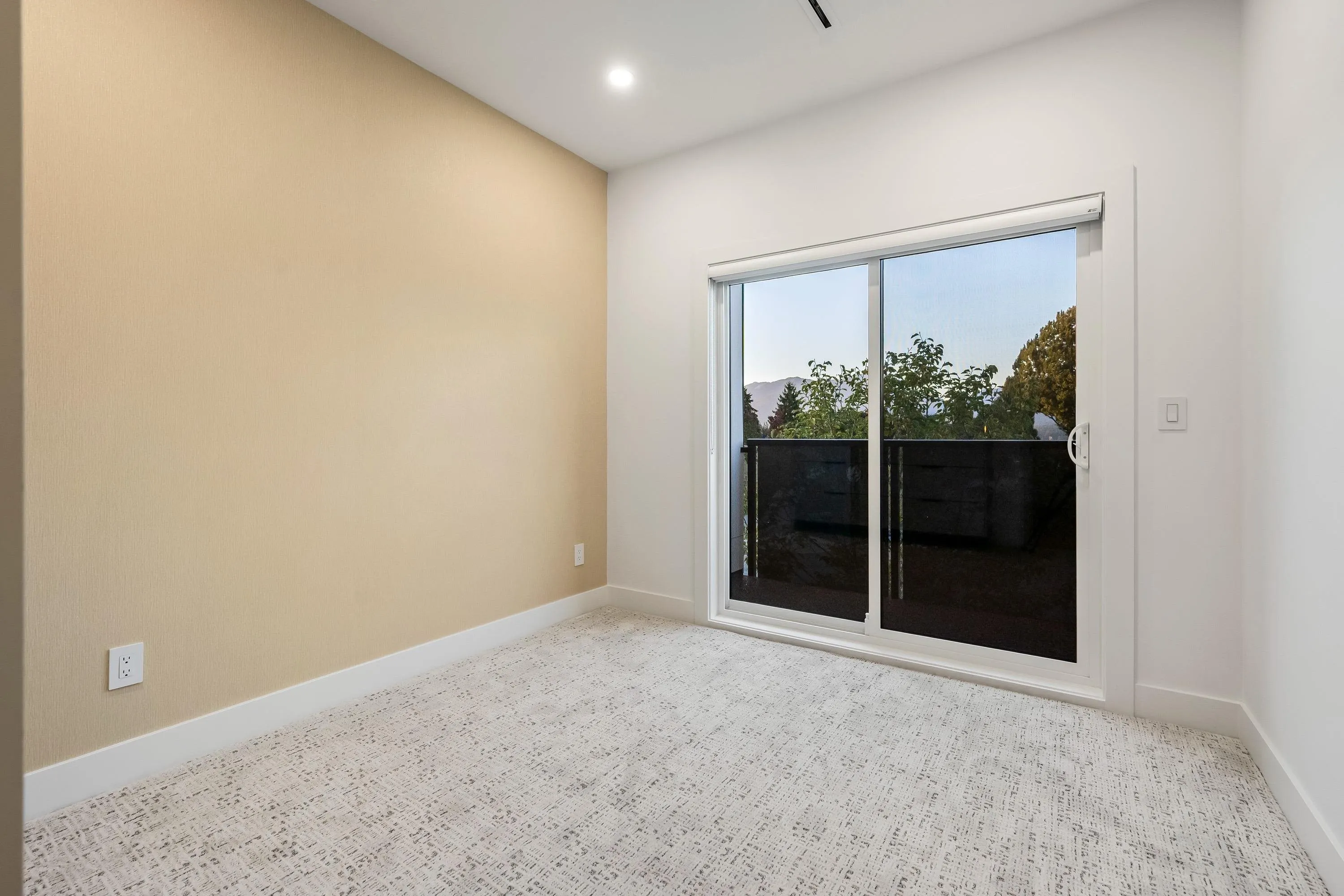 3940 Eton Street #1