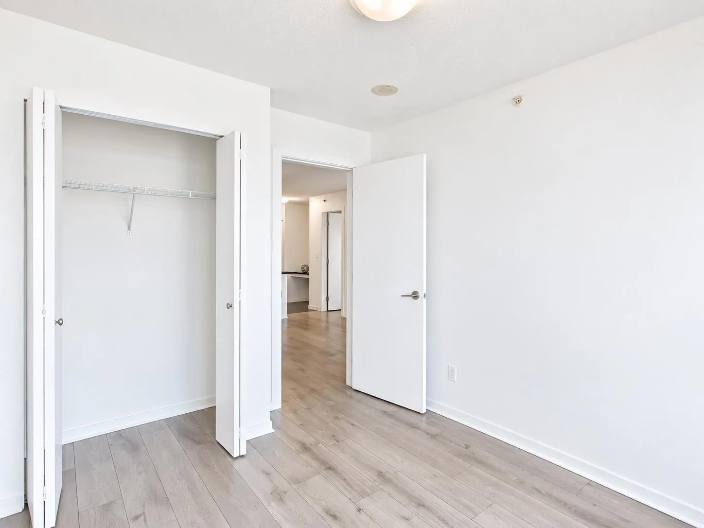 2133 Douglas Road #2805