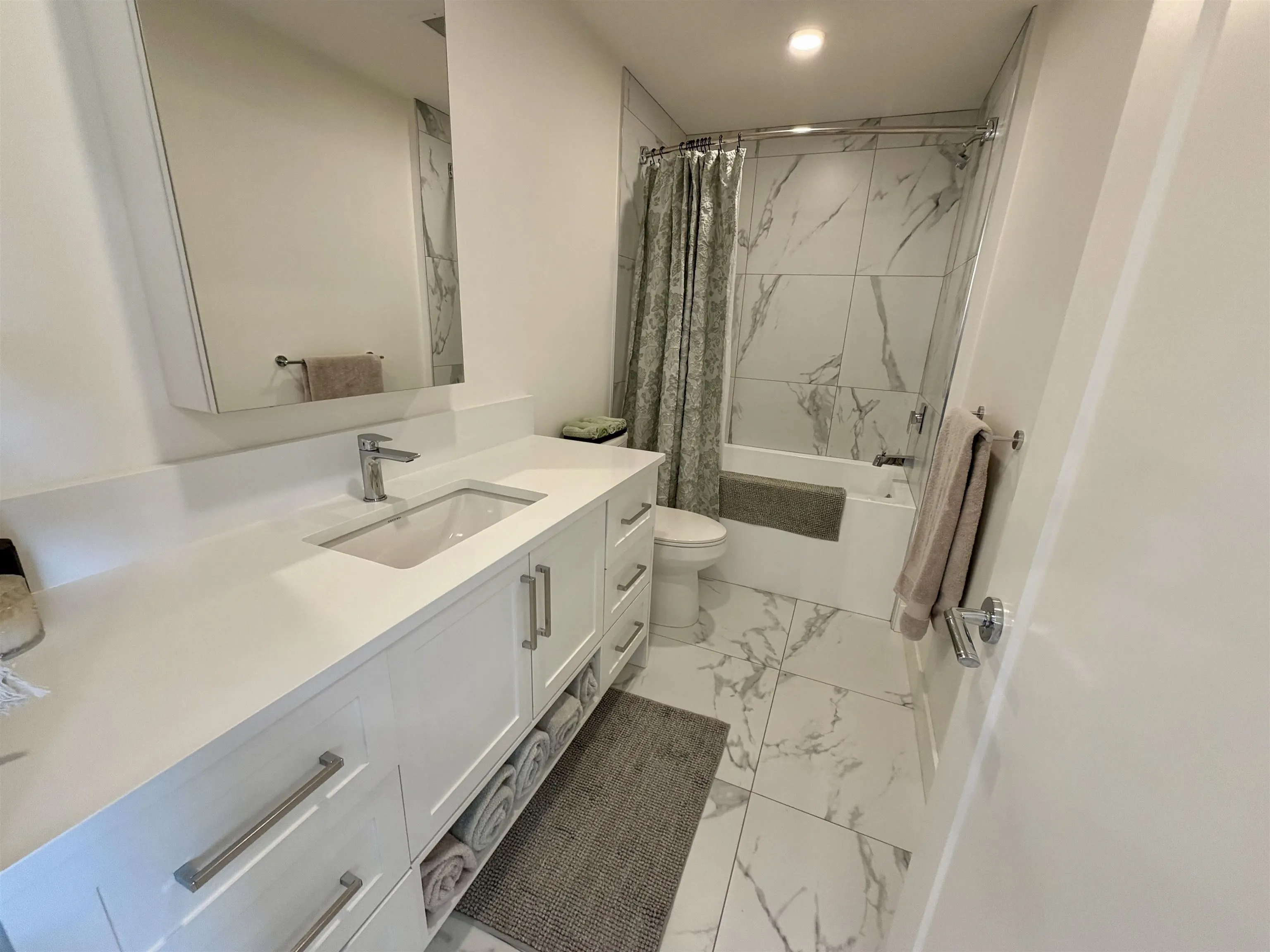 22633 Selkirk Avenue #308