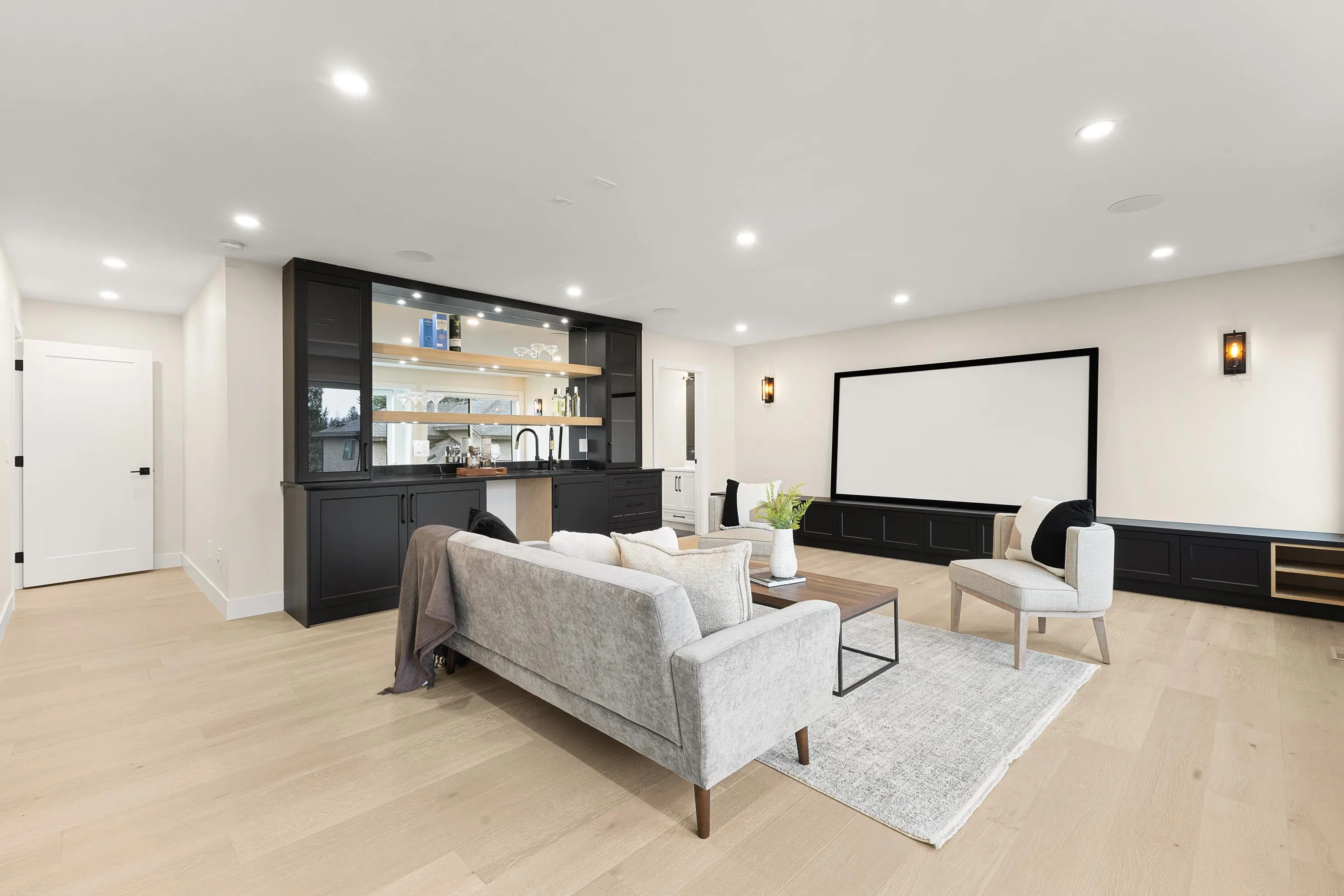 841 Rondeau Street