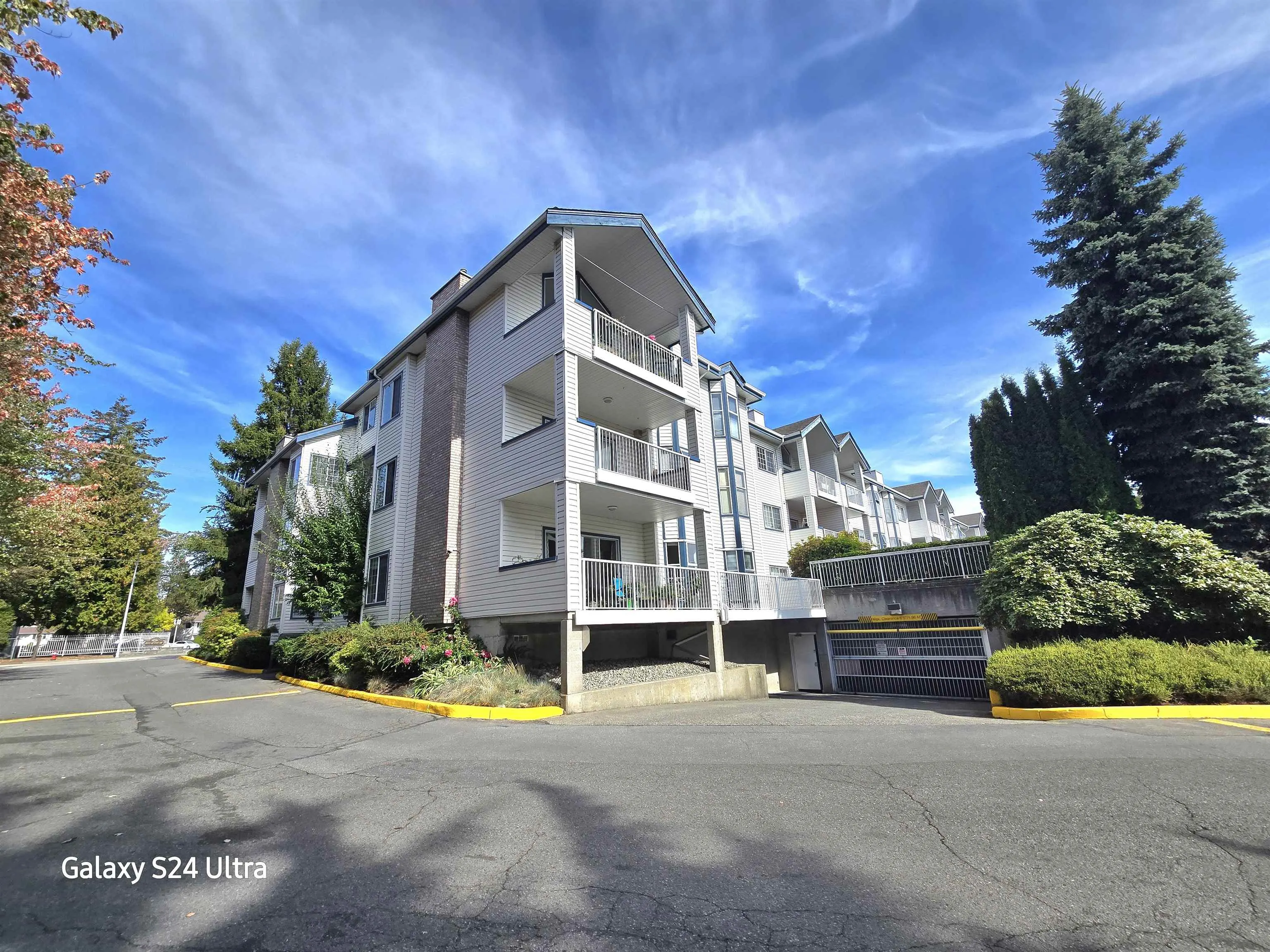 13918 72 Avenue #107