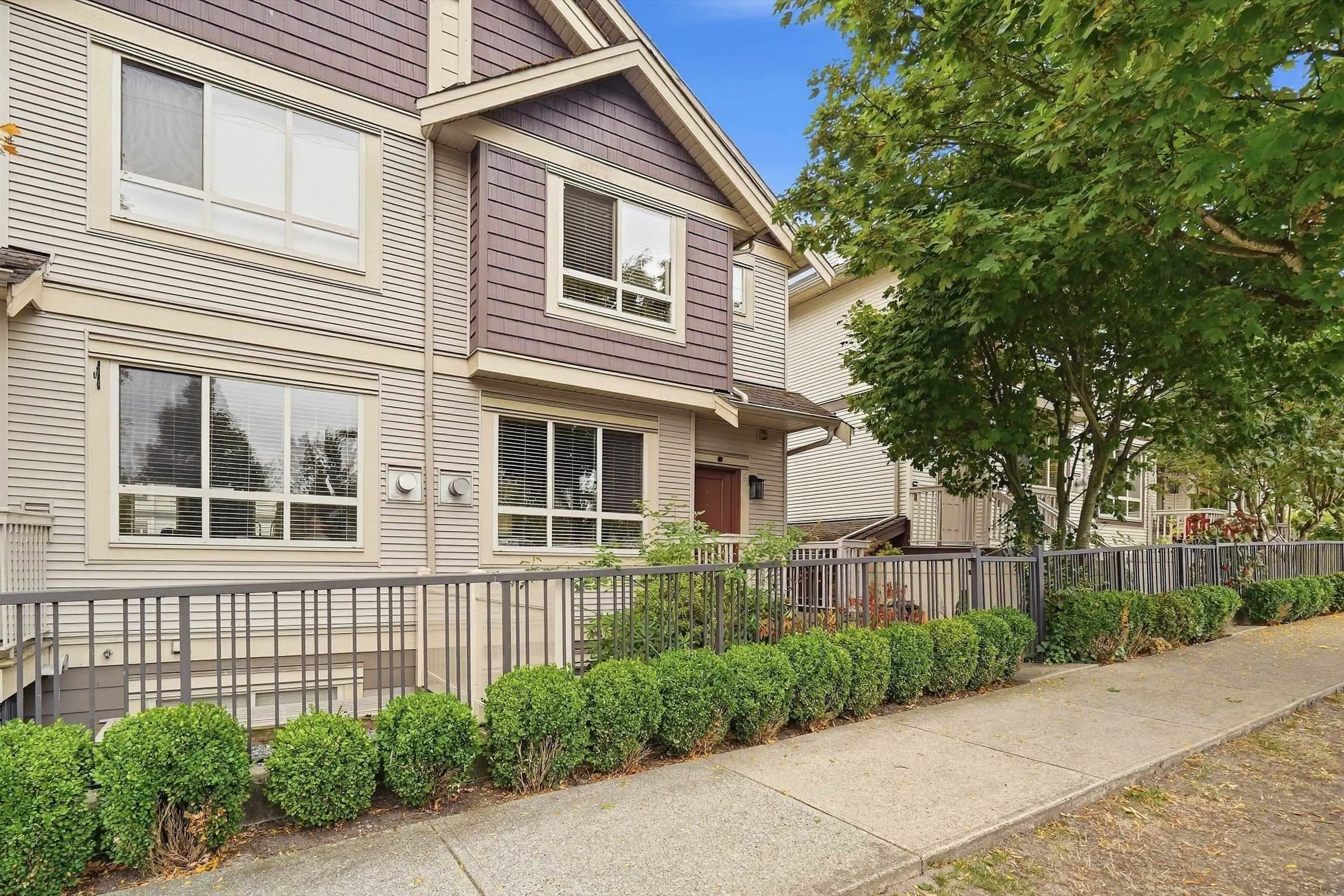 19560 68 Avenue #6