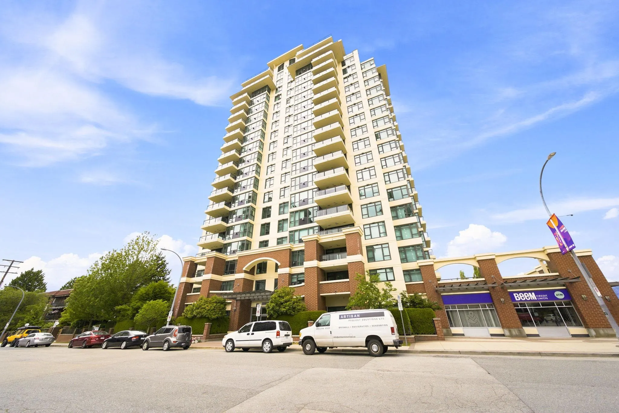 615 Hamilton Street #1205