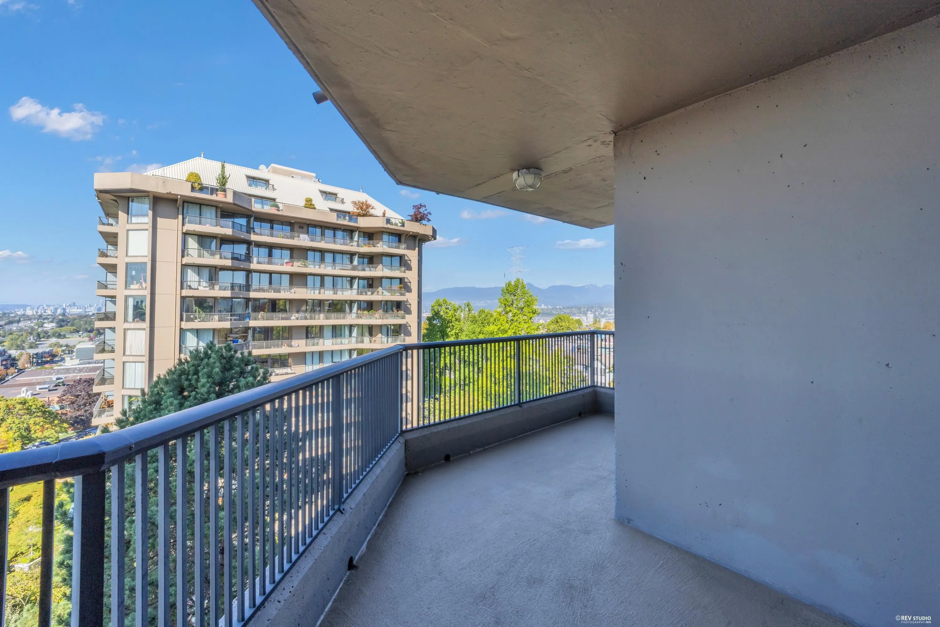 3760 Albert Street #806
