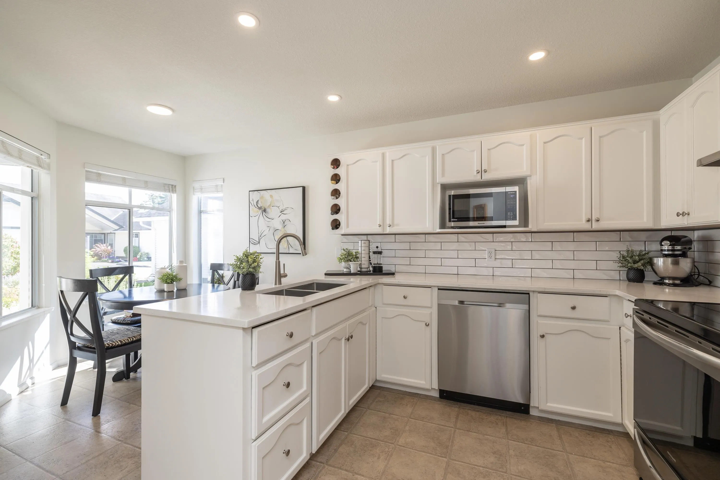 19649 53 Avenue #44