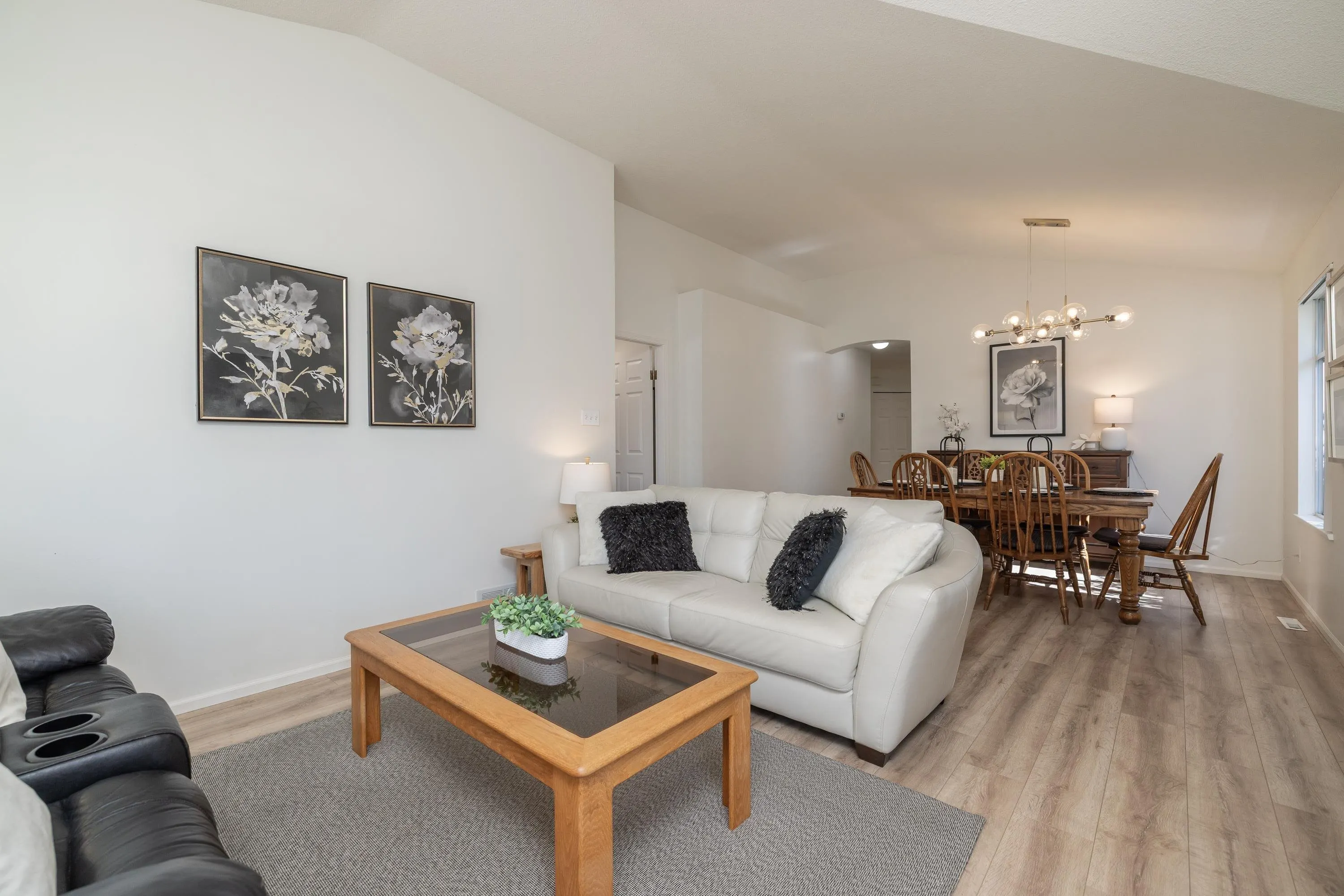 19649 53 Avenue #44
