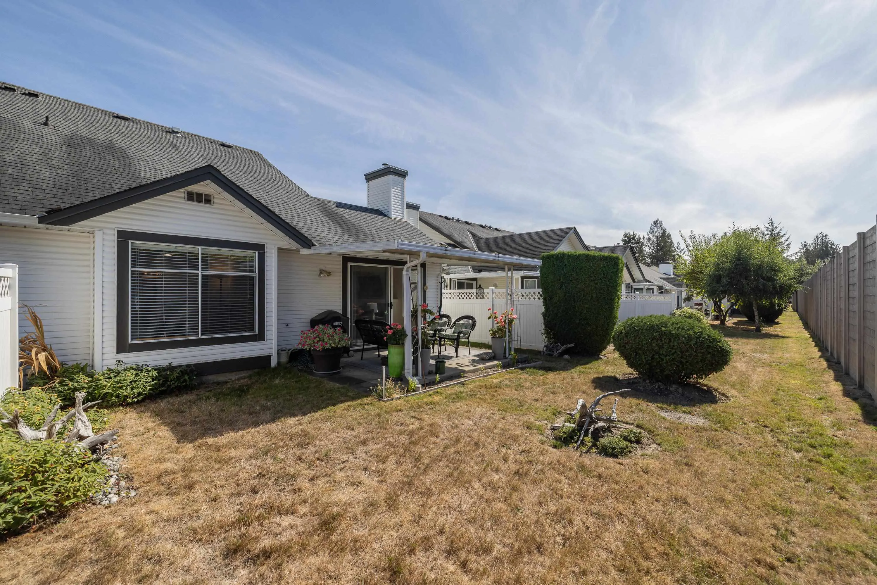 19649 53 Avenue #44