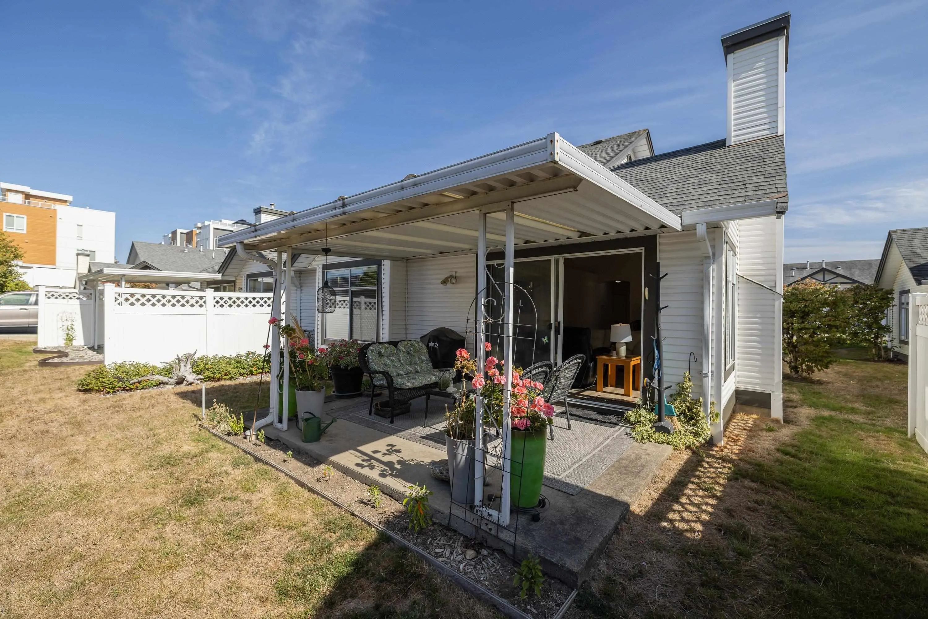 19649 53 Avenue #44