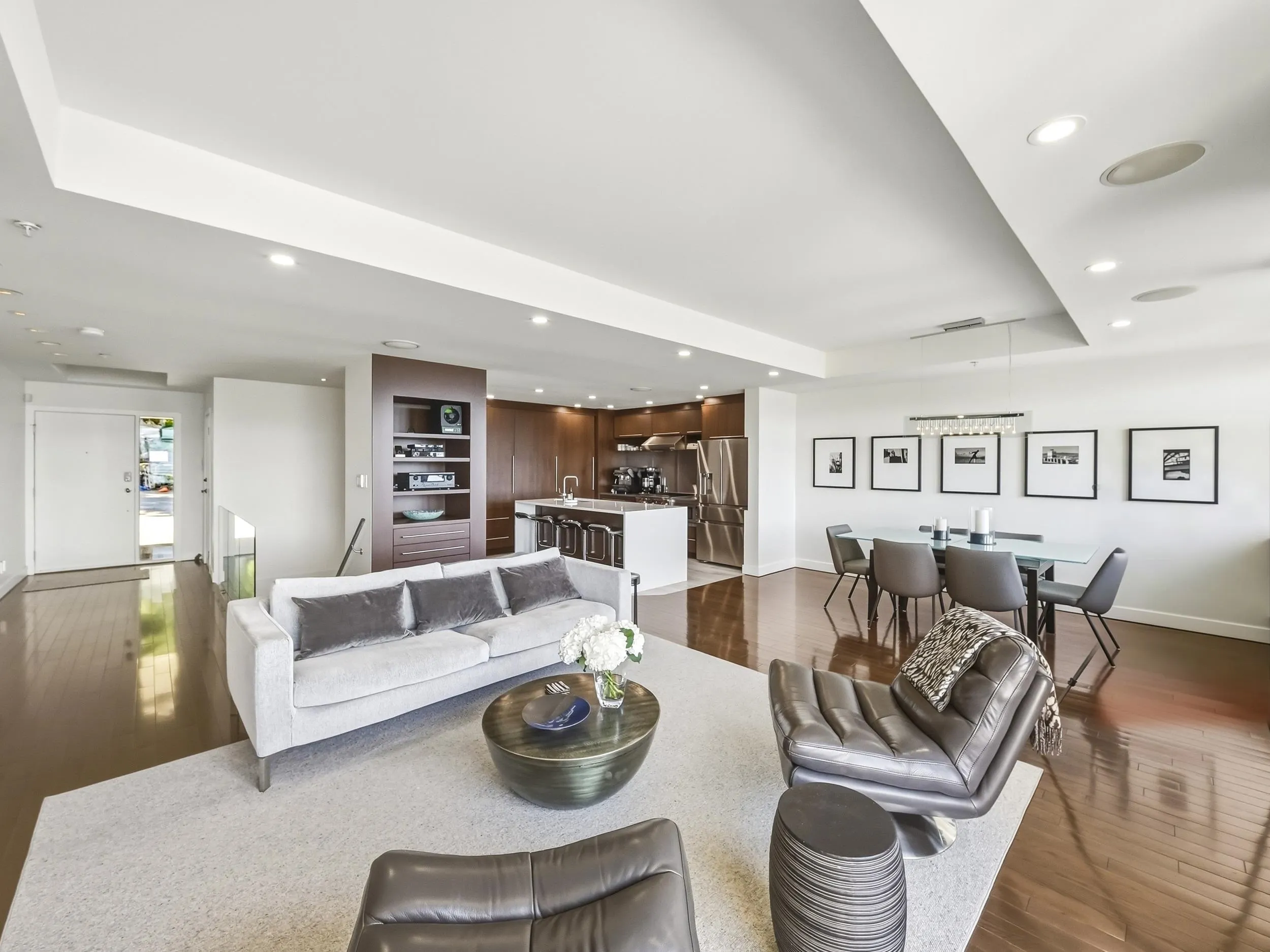 8547 Seascape Court