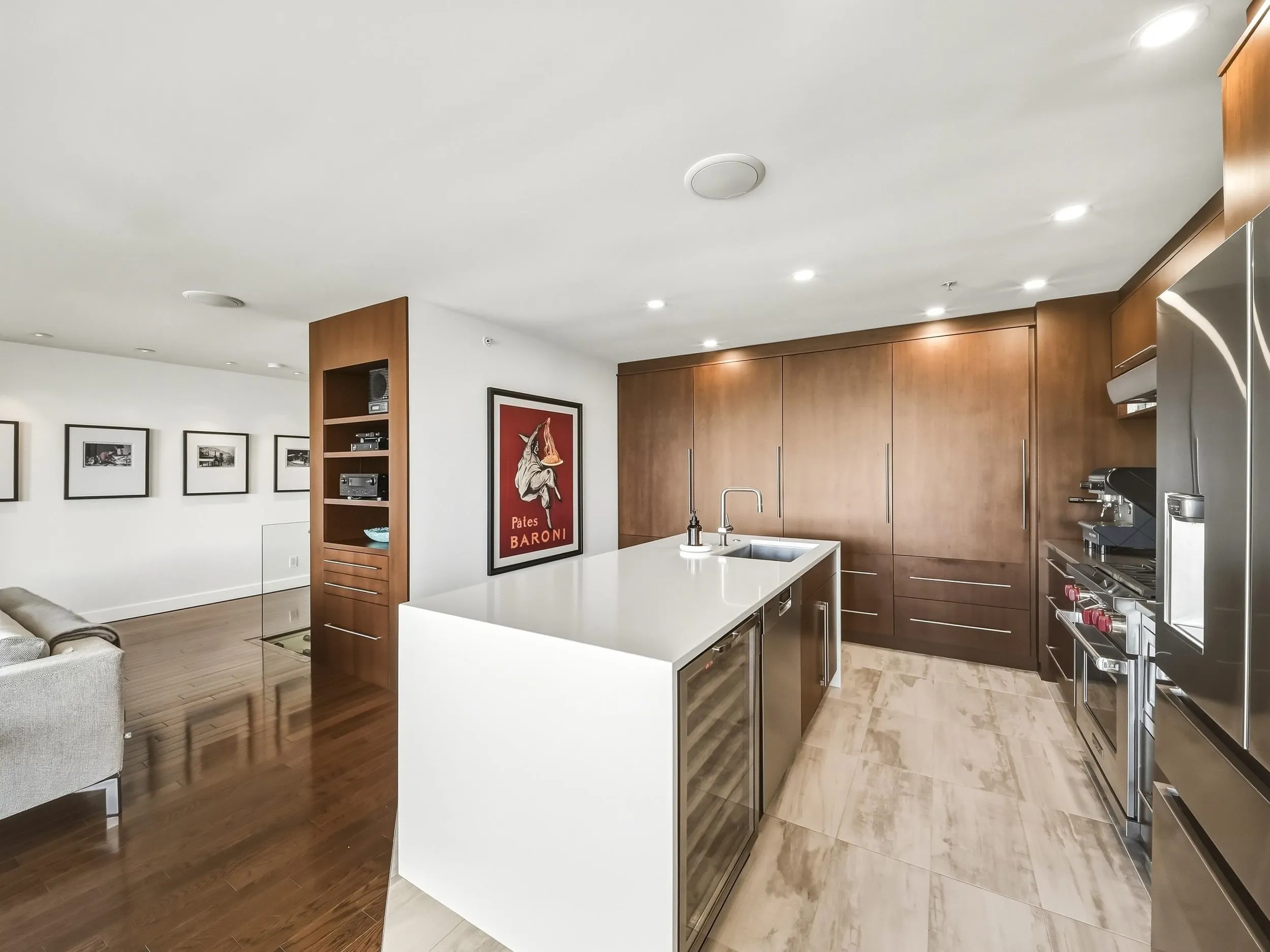8547 Seascape Court