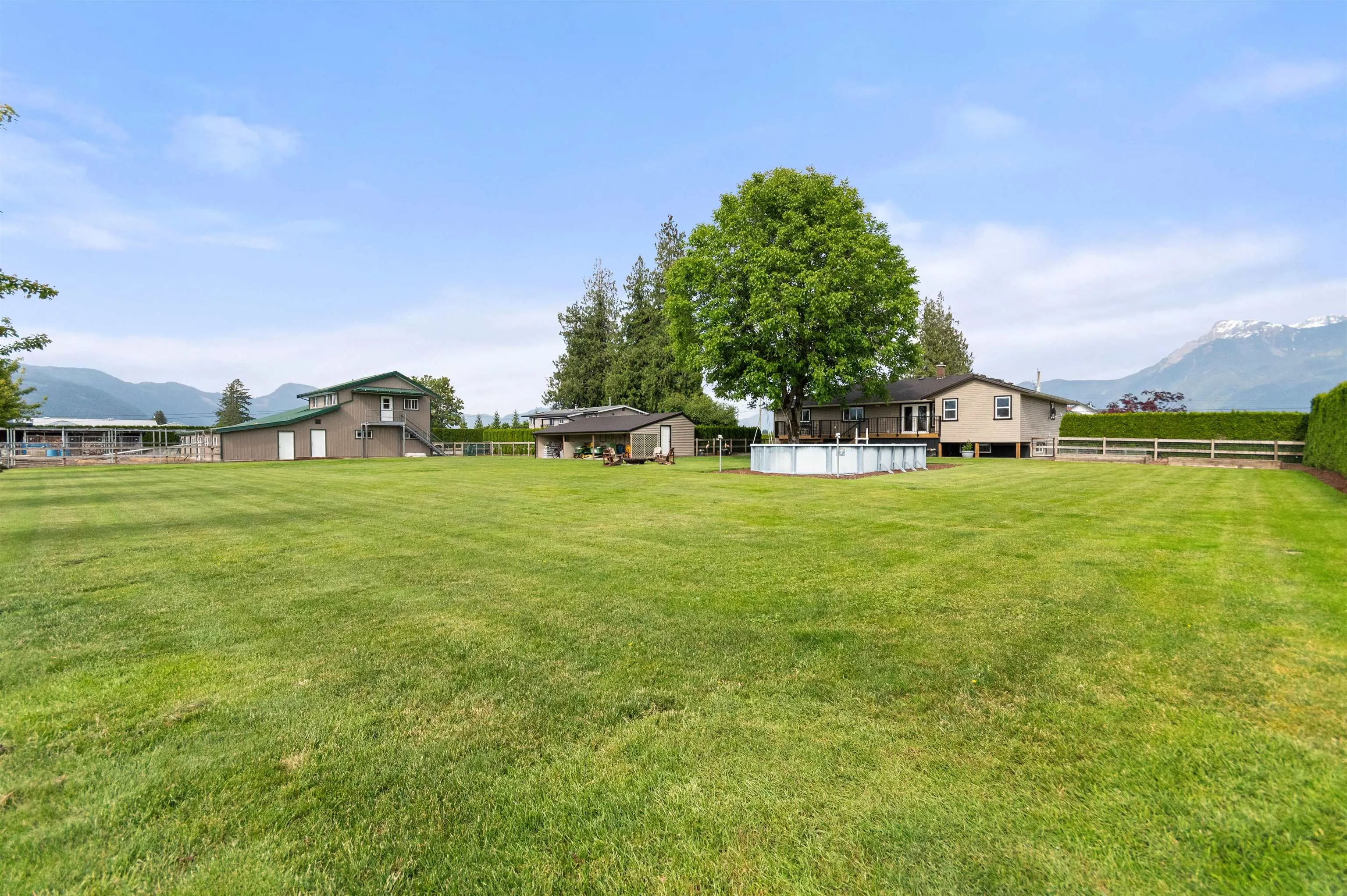 10195 Gillanders Road