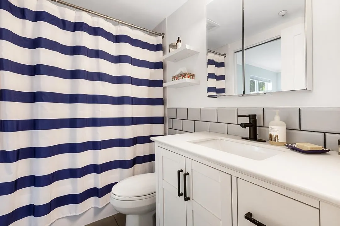 3235 W 4th Avenue #203