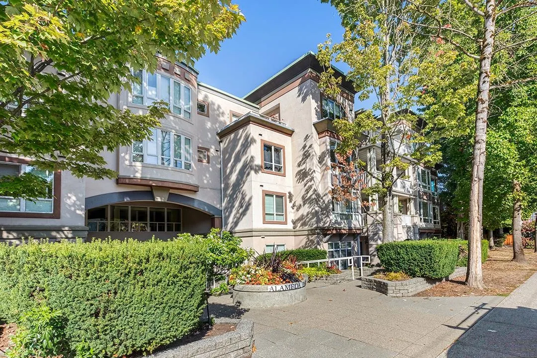 3235 W 4th Avenue #203