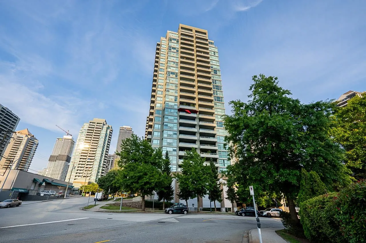 4388 Buchanan Street #1906