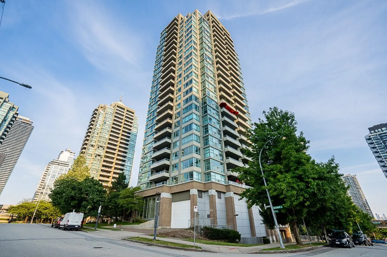 4388 Buchanan Street #1906