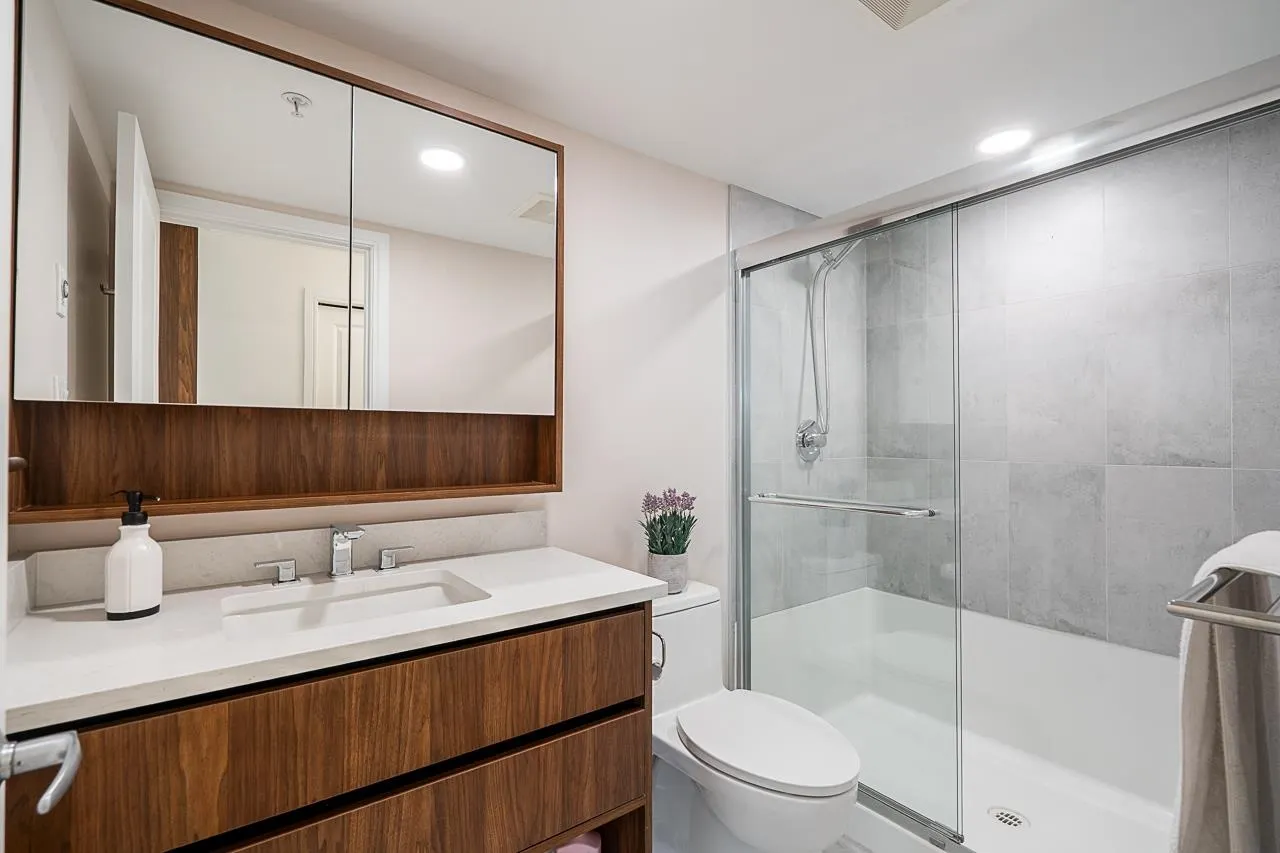 4388 Buchanan Street #1906