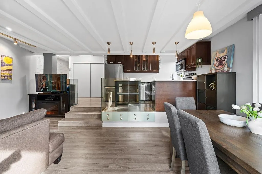 341 Mahon Avenue #201