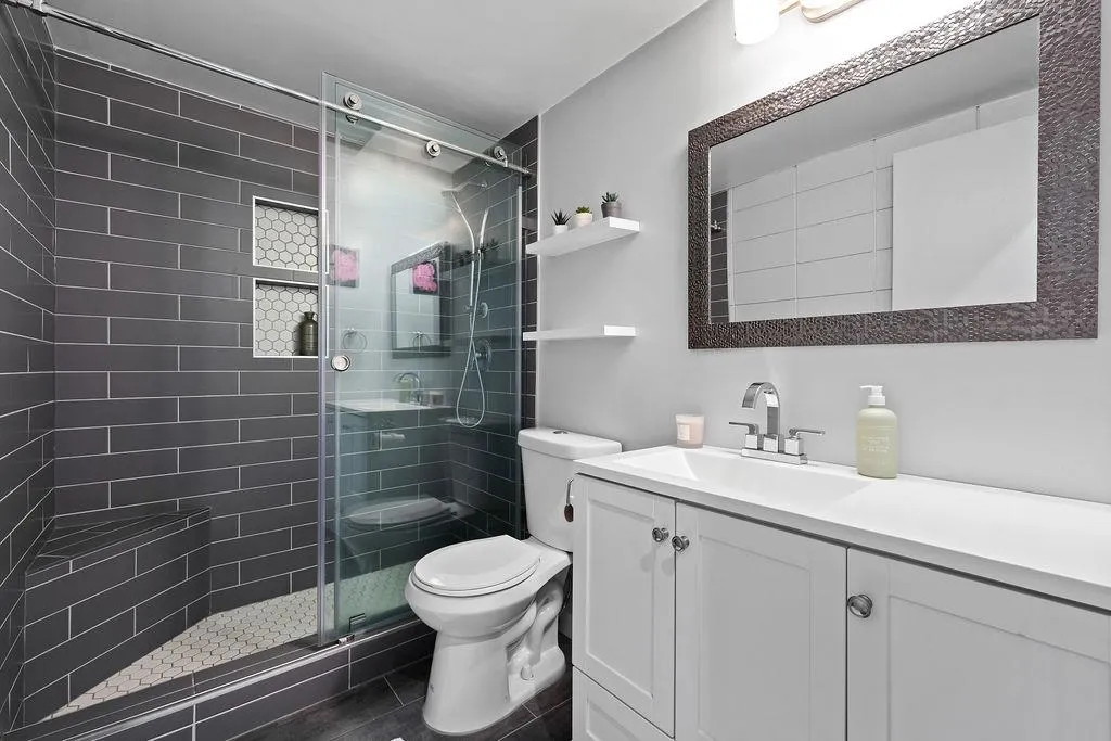 341 Mahon Avenue #201