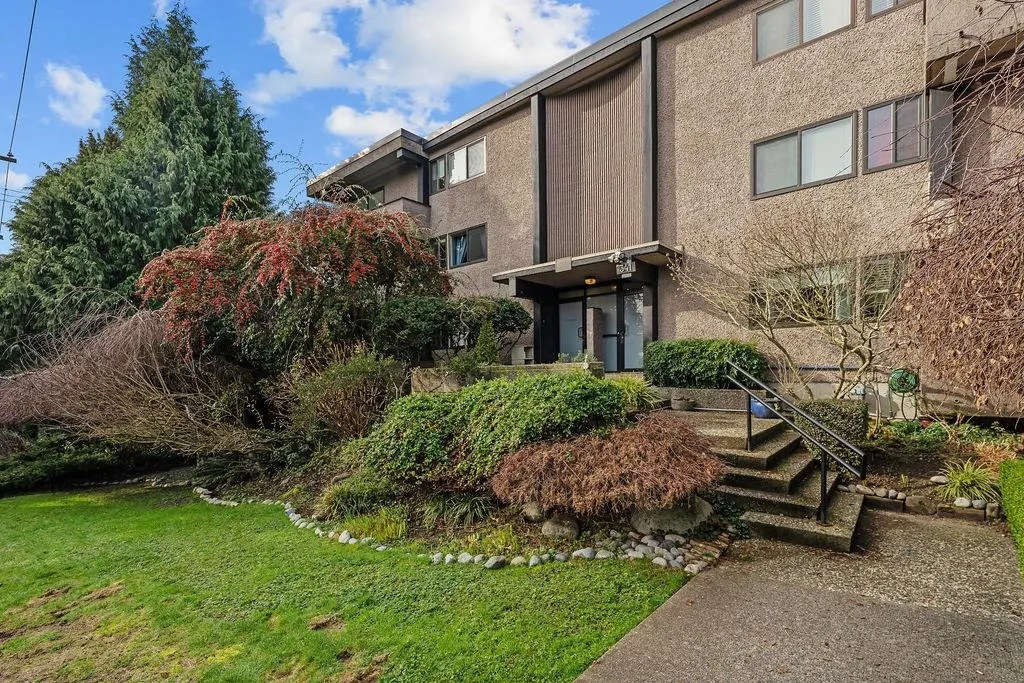 341 Mahon Avenue #201