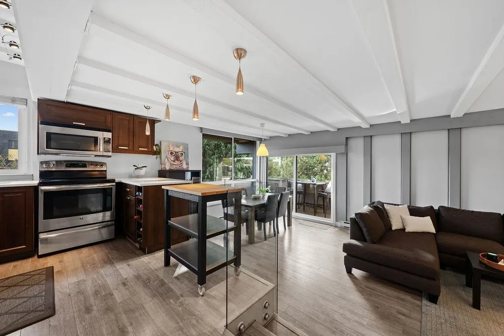 341 Mahon Avenue #201
