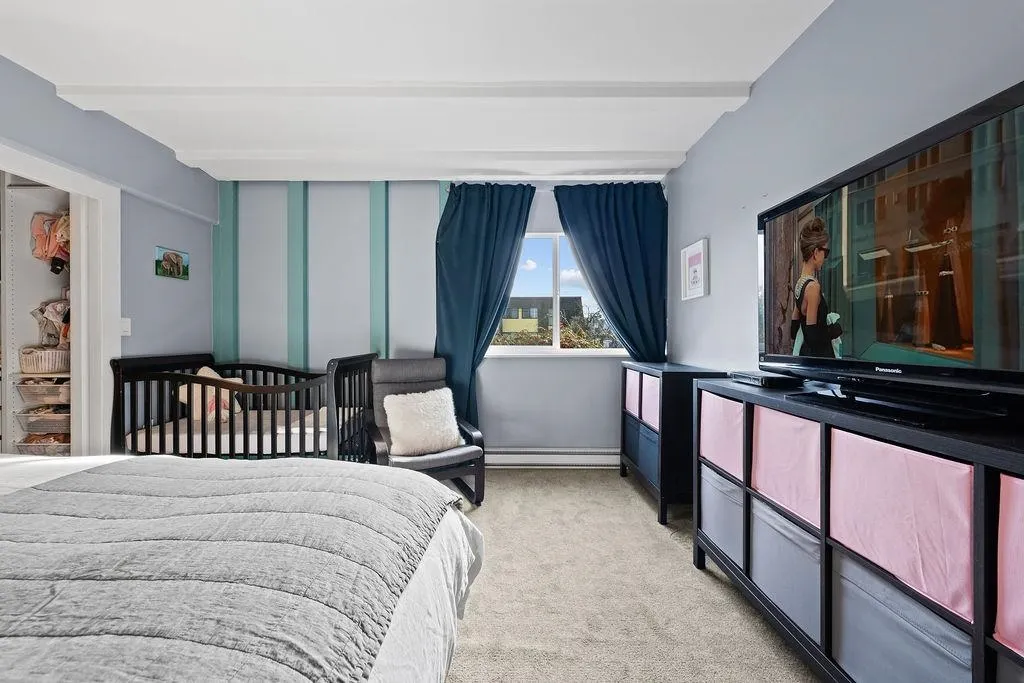341 Mahon Avenue #201