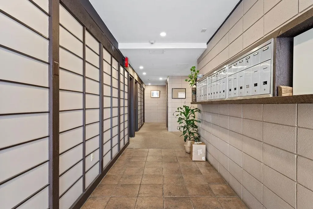 341 Mahon Avenue #201