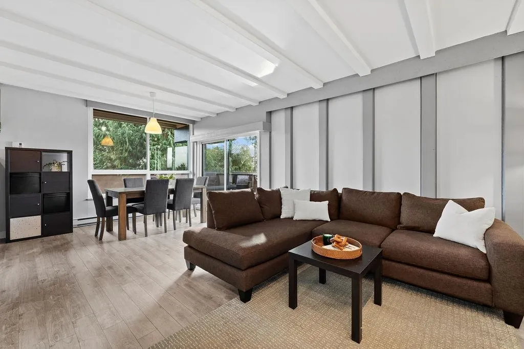 341 Mahon Avenue #201