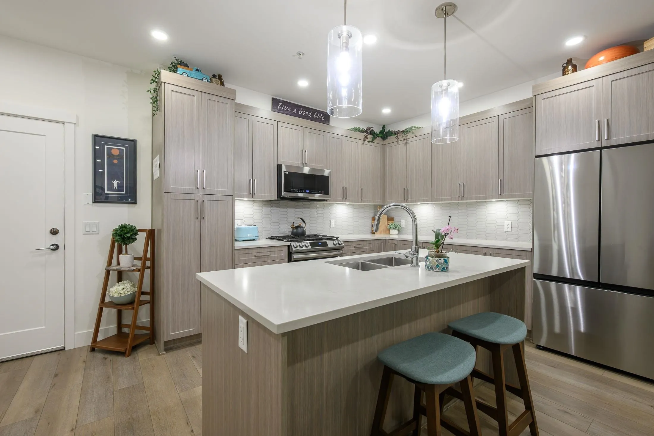 22633 Selkirk Avenue #316