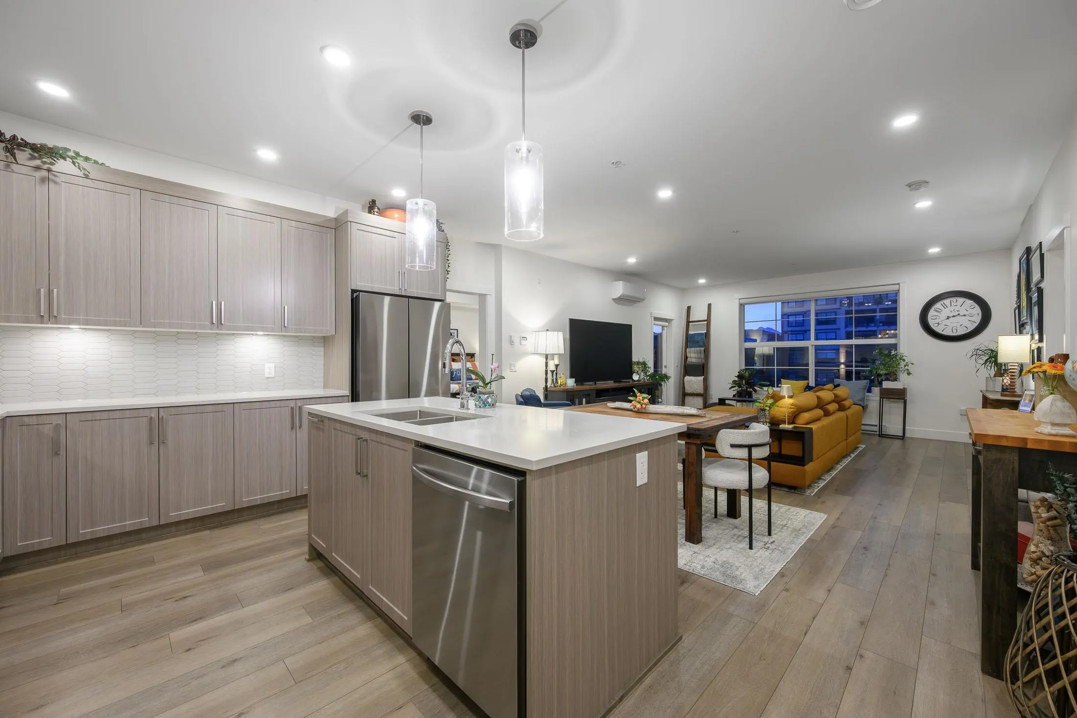 22633 Selkirk Avenue #316