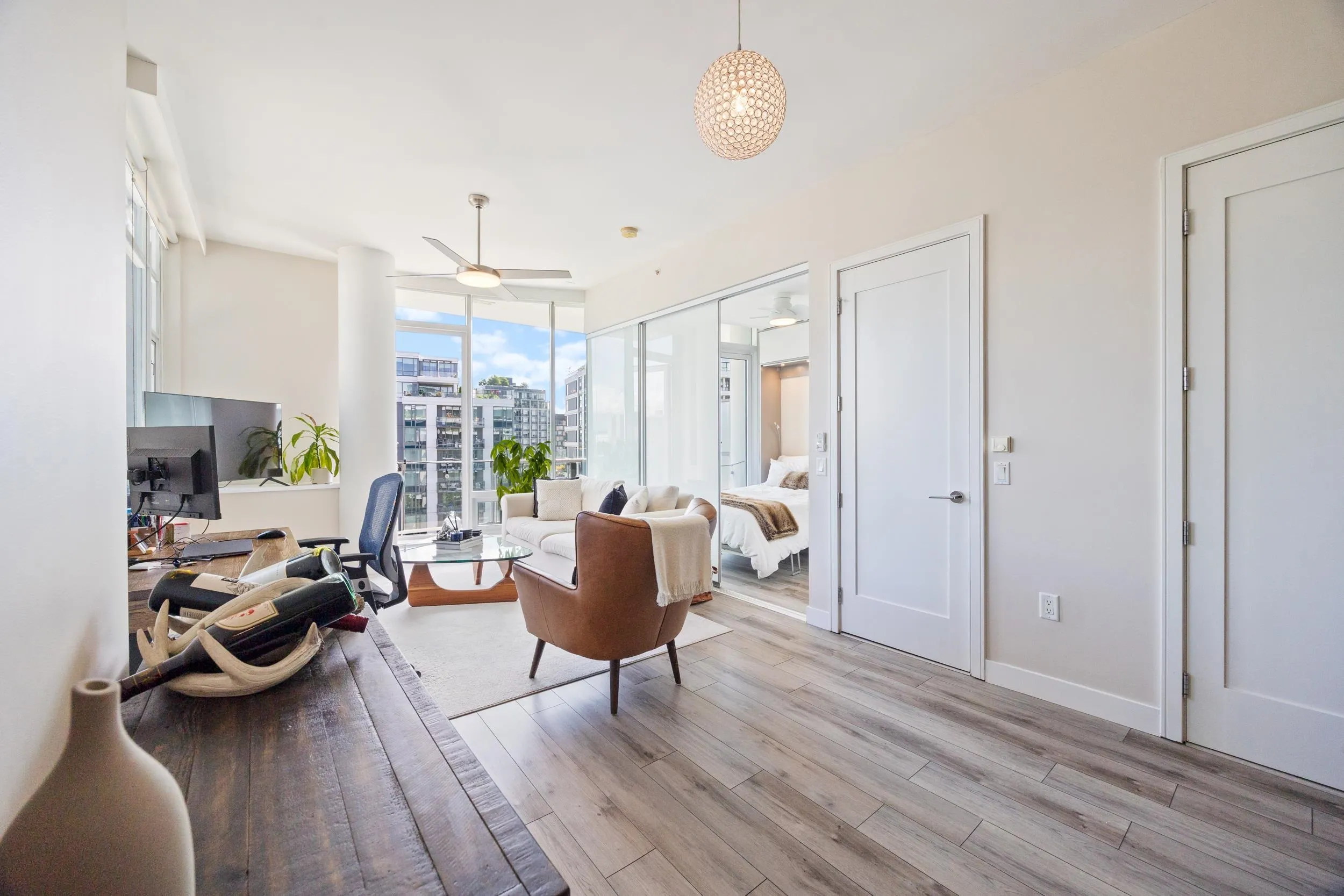 1633 Ontario Street #806