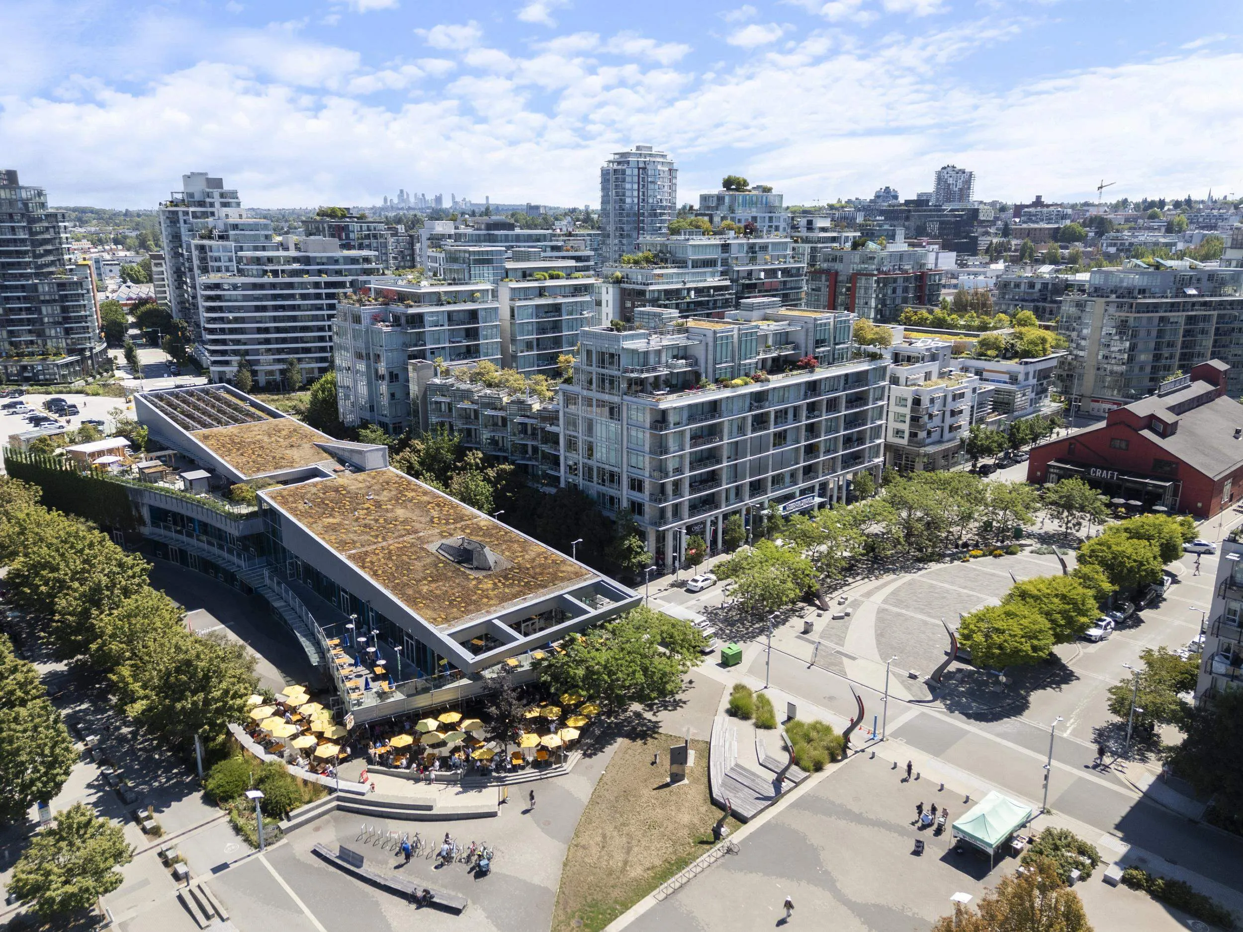 1633 Ontario Street #806