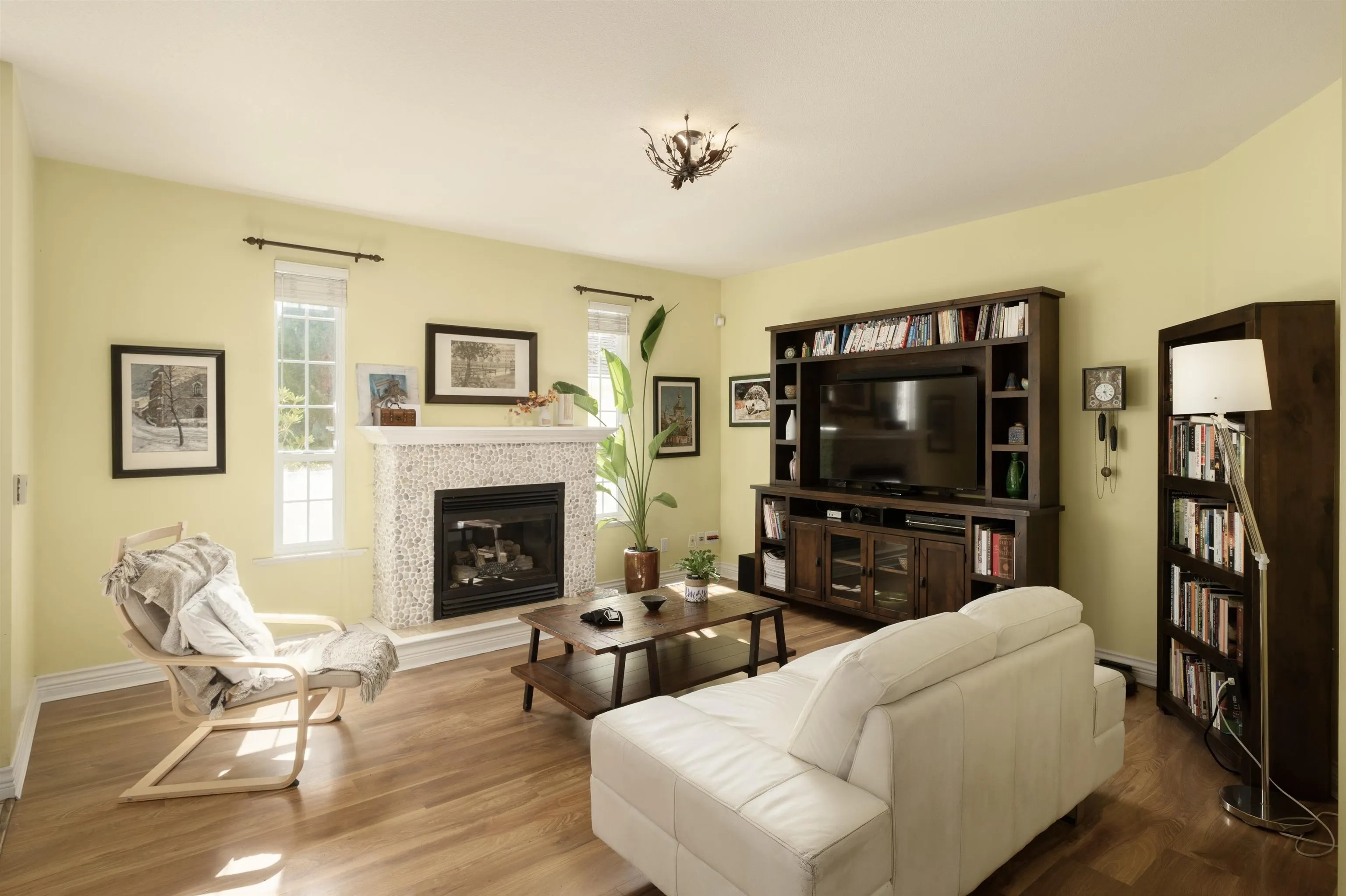 2658 Lurio Crescent