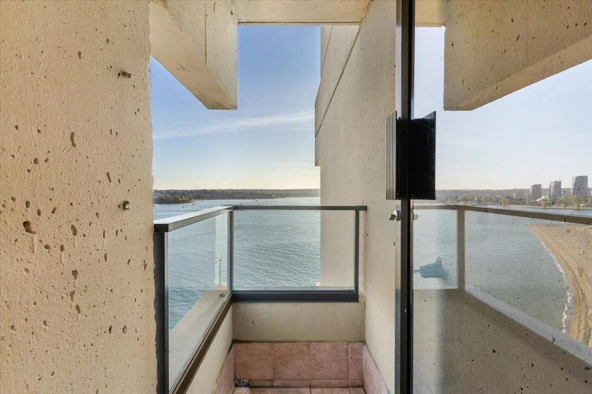 1995 Beach Avenue #1601
