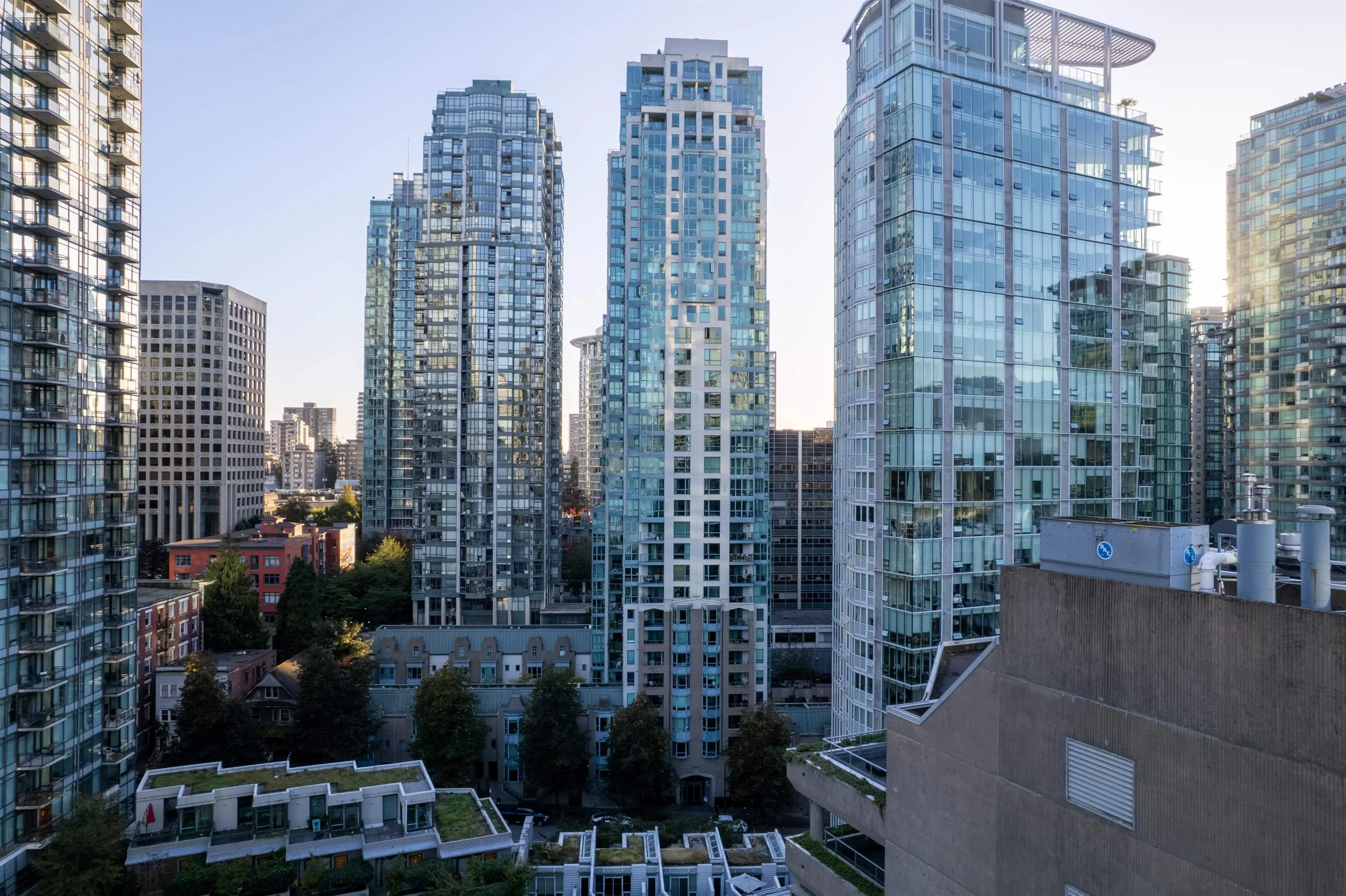 1238 Melville Street #2904