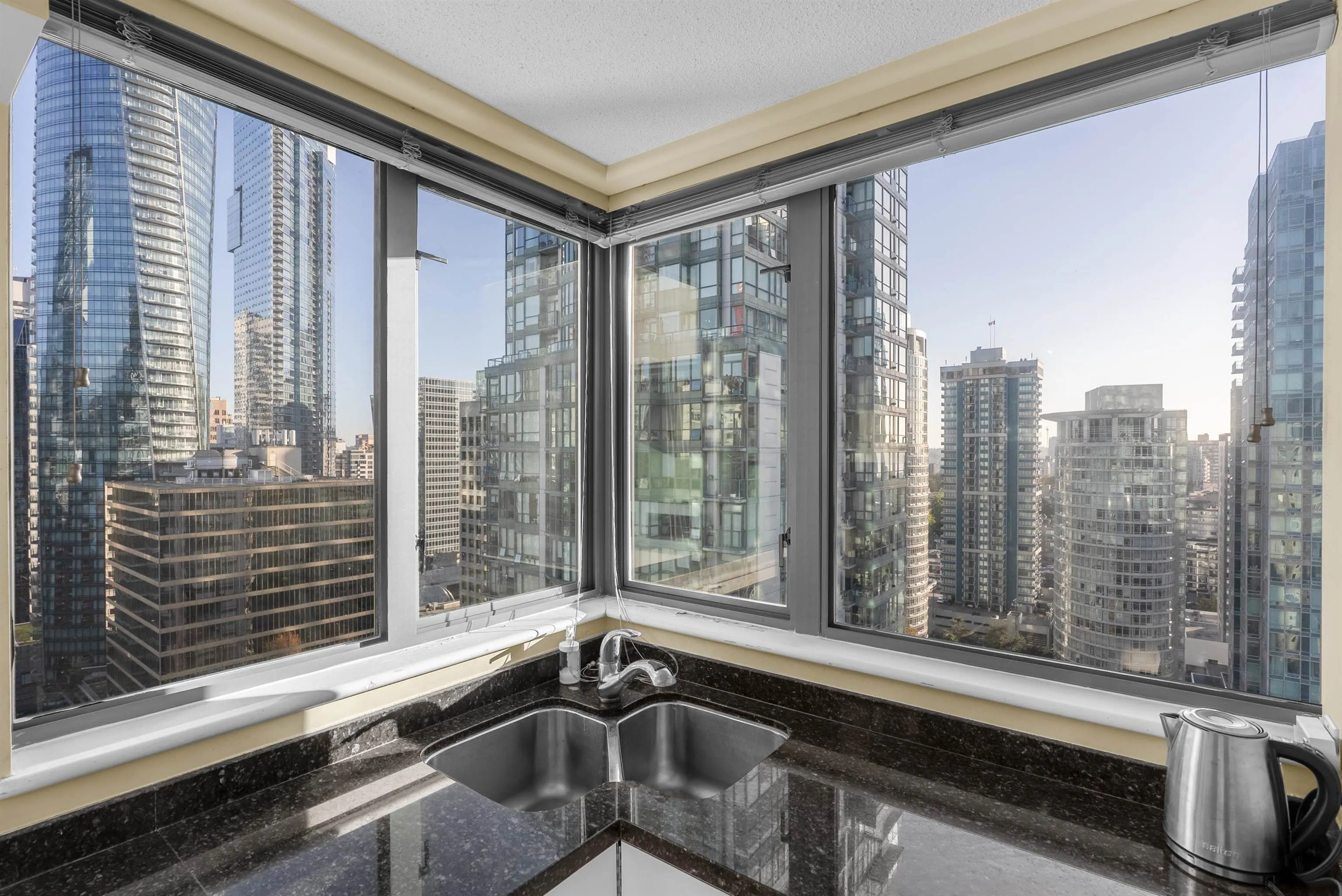 1238 Melville Street #2904