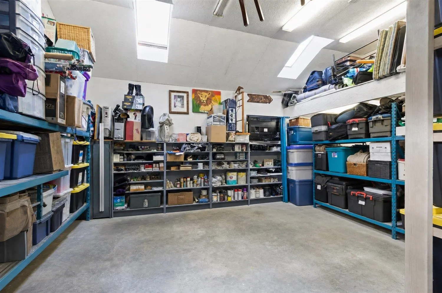 44434 Elsie Place