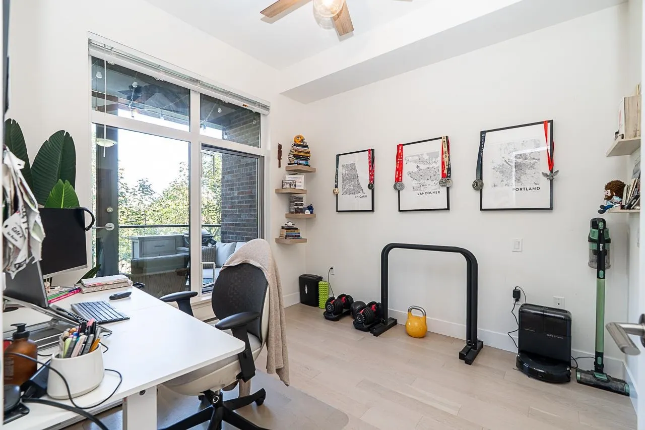 262 Salter Street #208