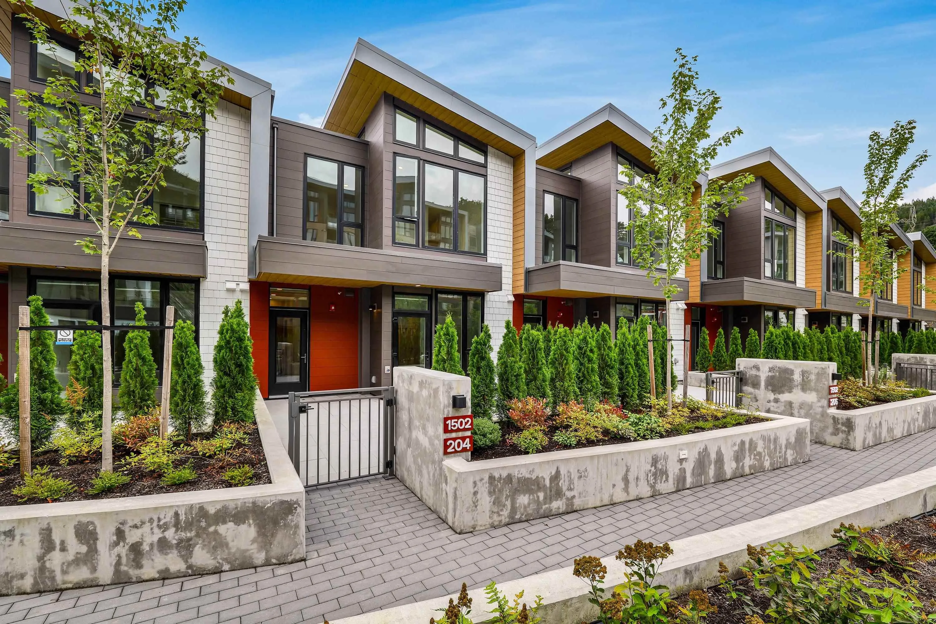 1502 Scott Crescent #204