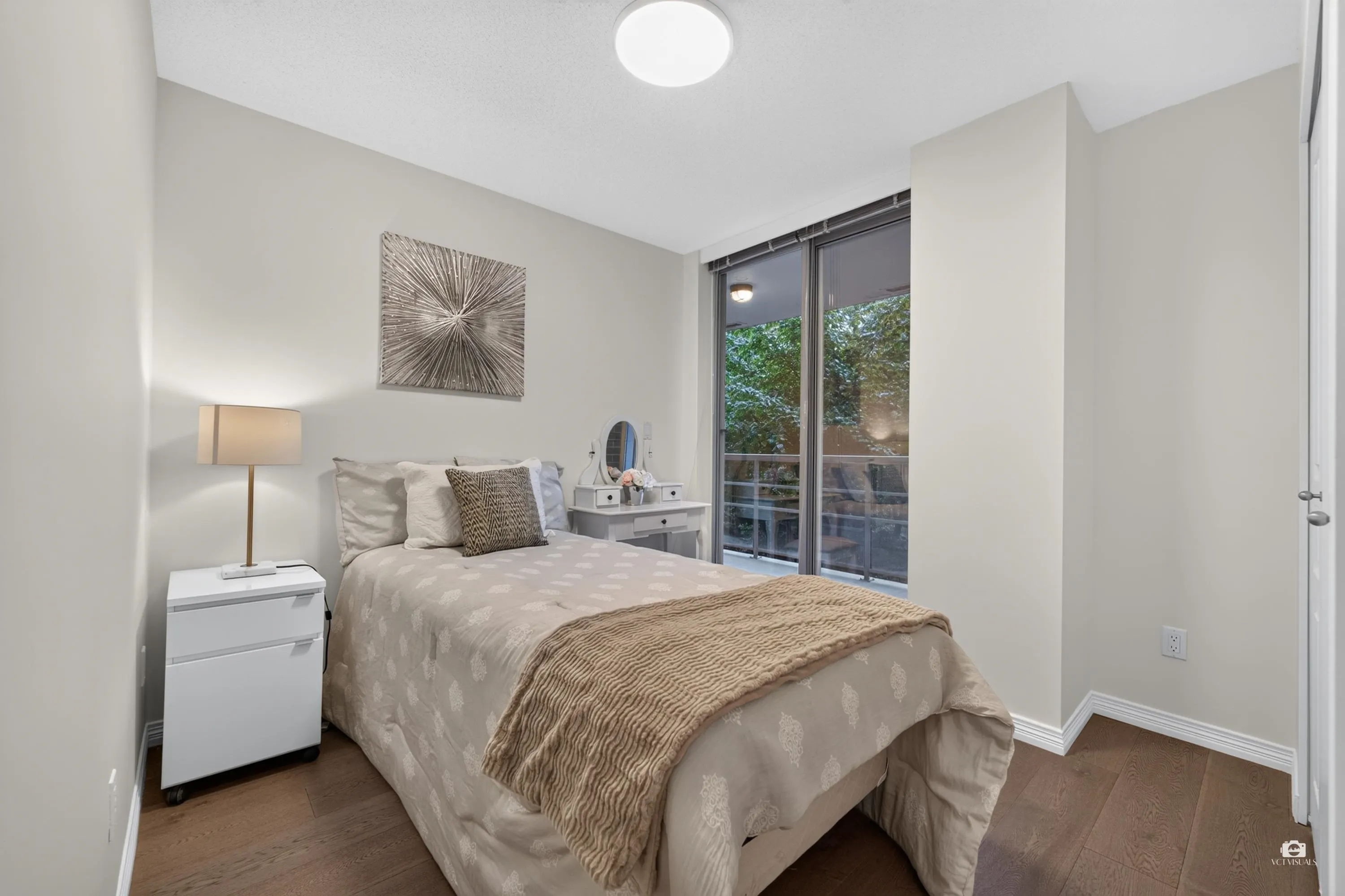 5639 Hampton Place #202