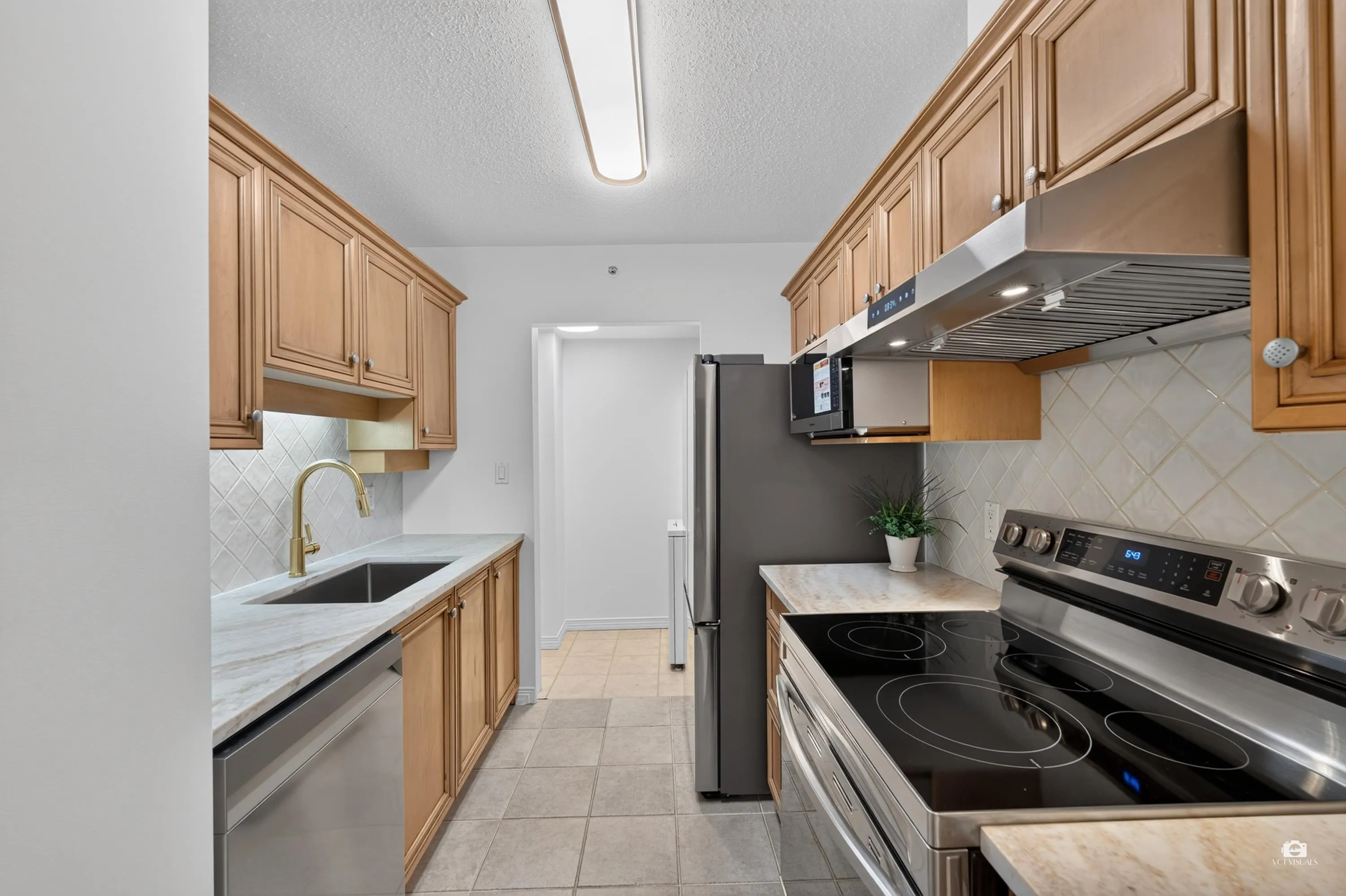 5639 Hampton Place #202