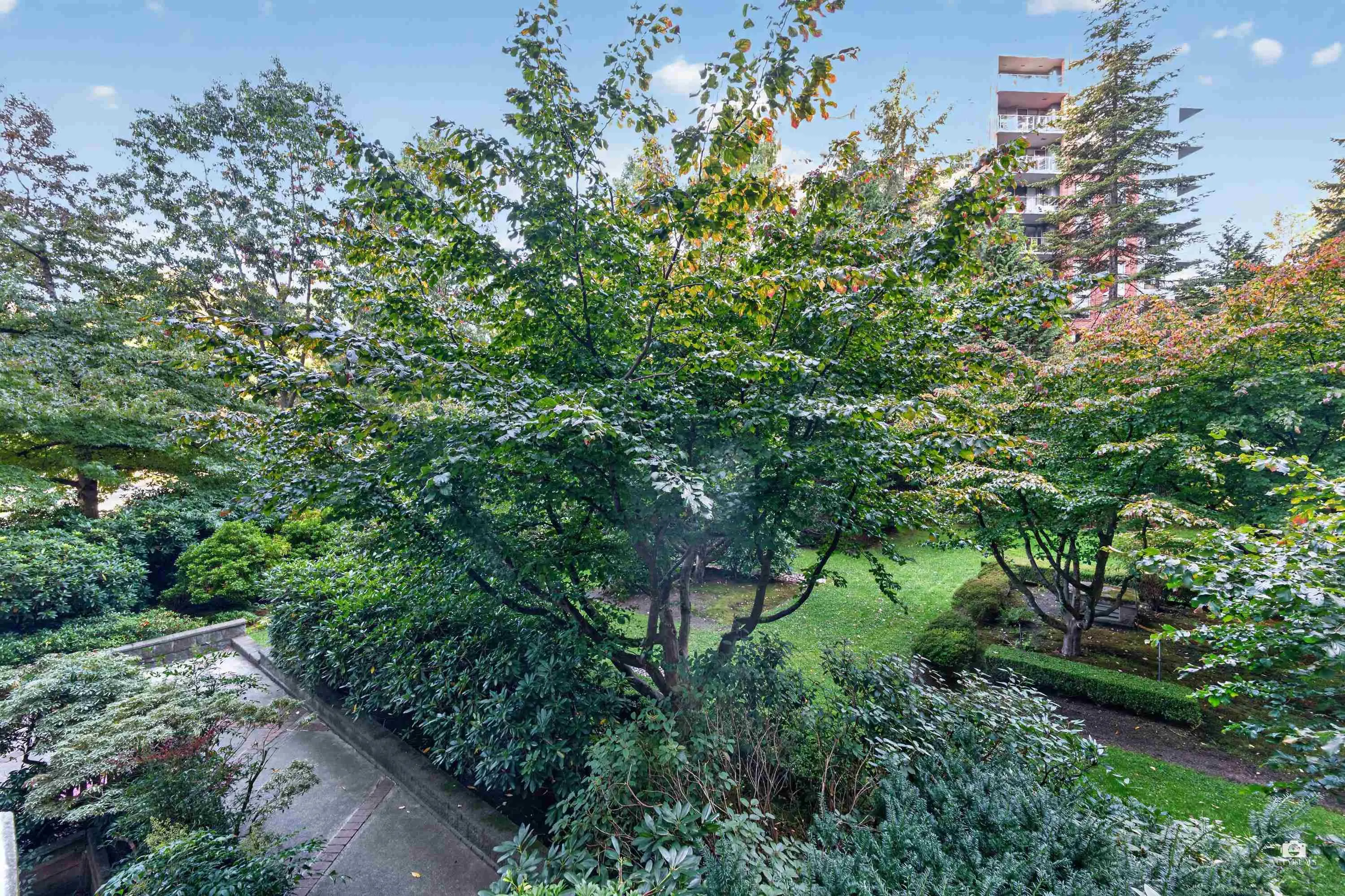 5639 Hampton Place #202