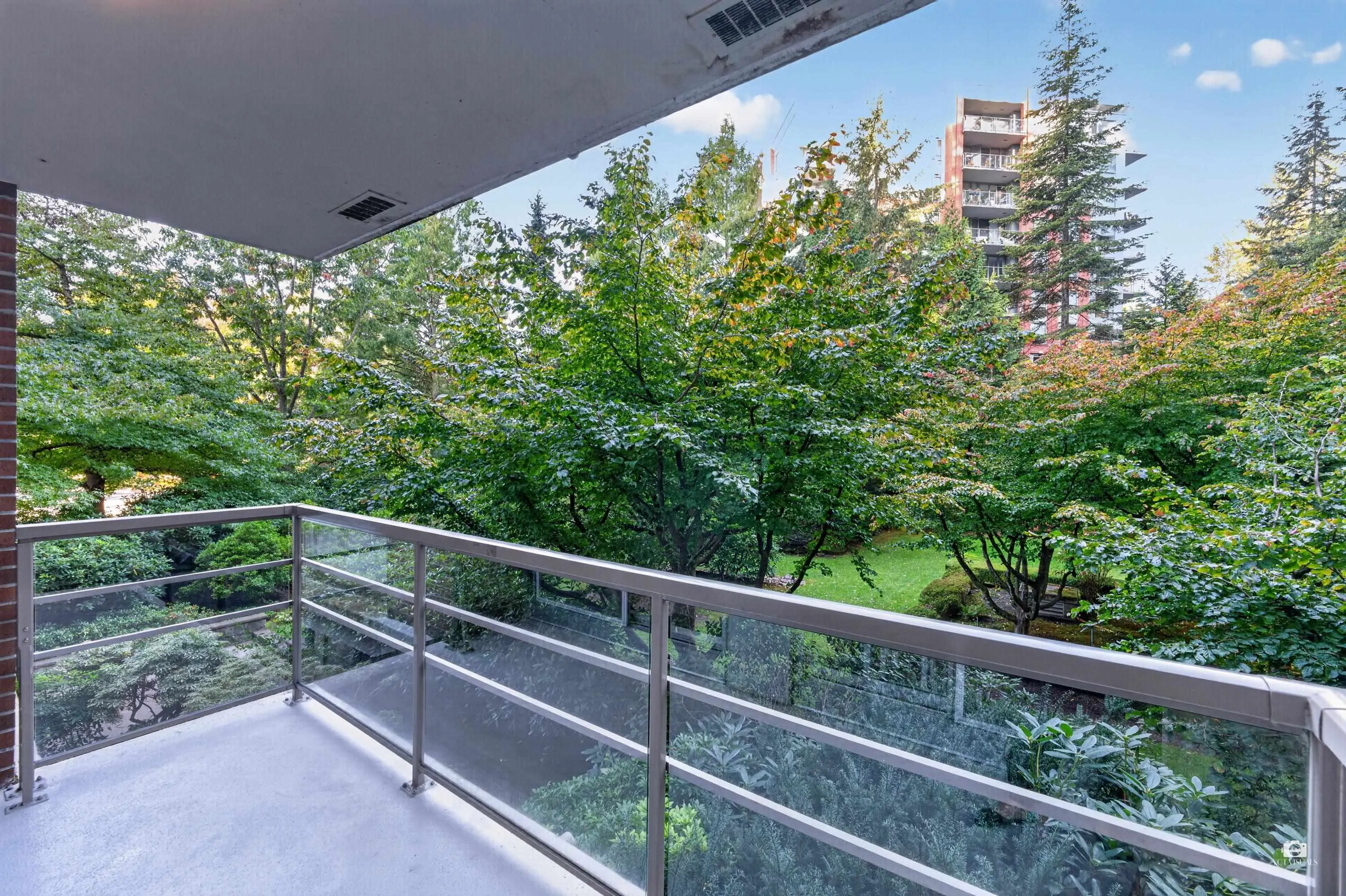 5639 Hampton Place #202