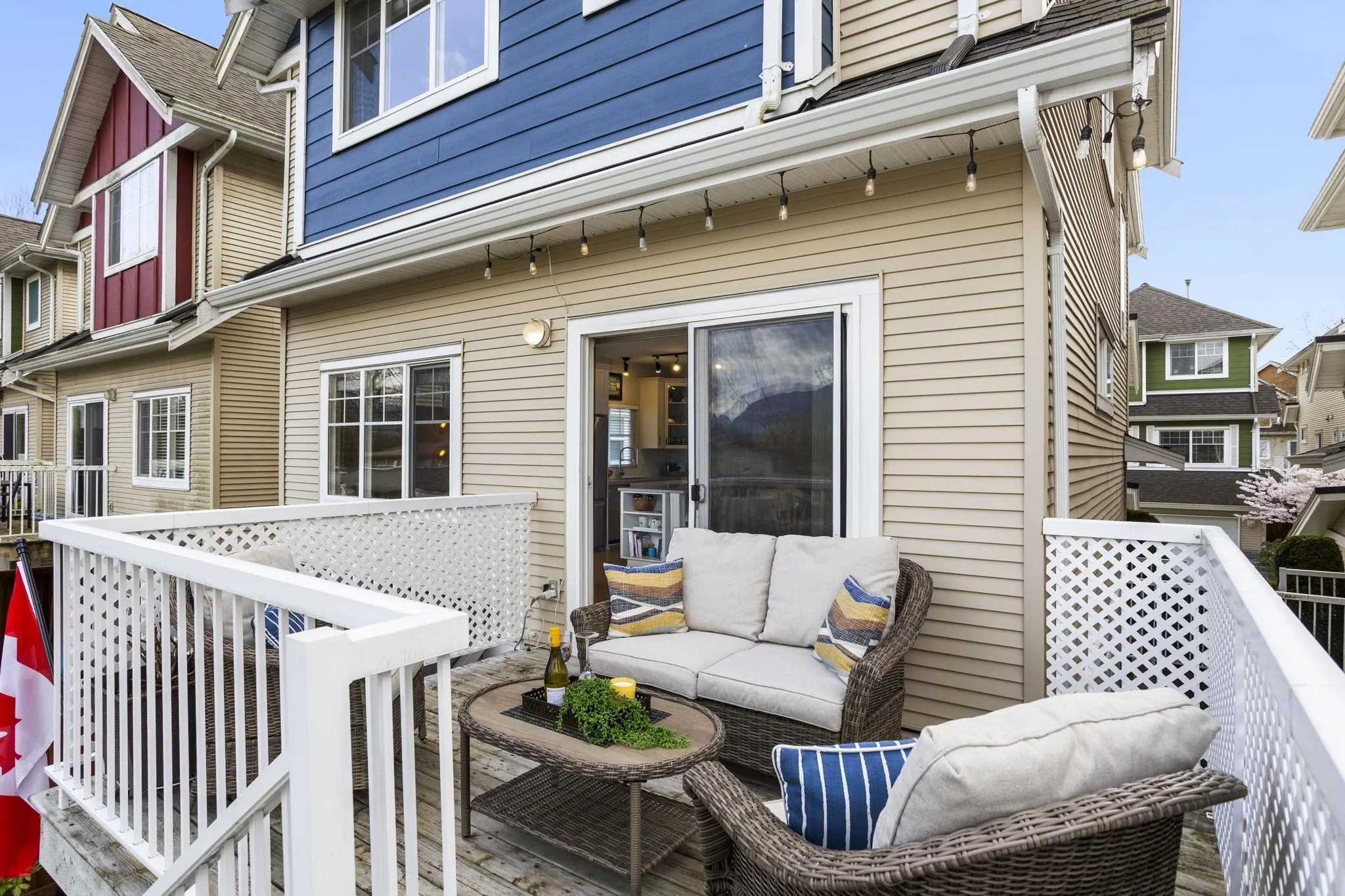 1108 Riverside Close #32